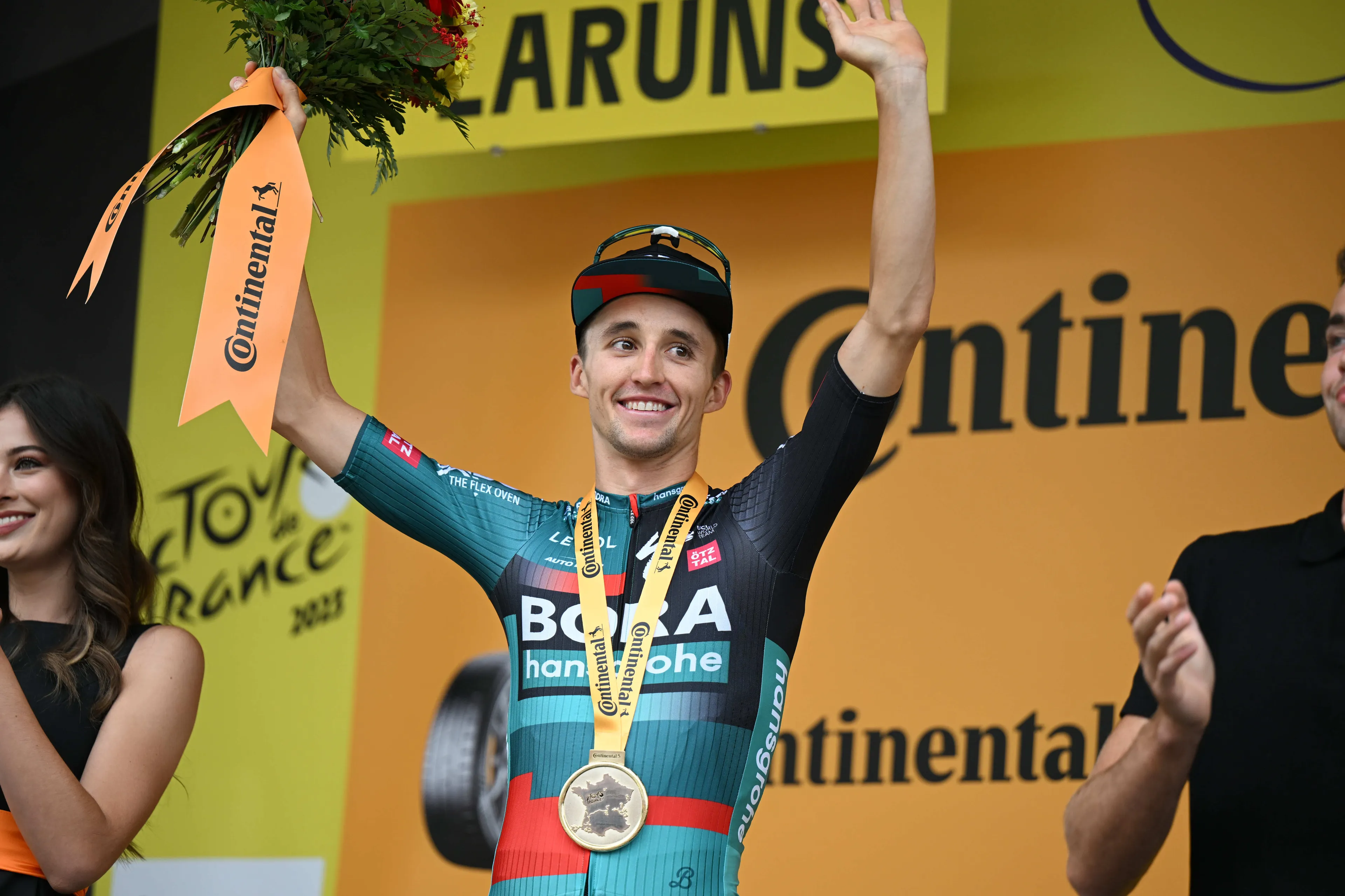 "This was not the plan, we improvised" - Jai Hindley on historic Tour de France raid and yellow jersey