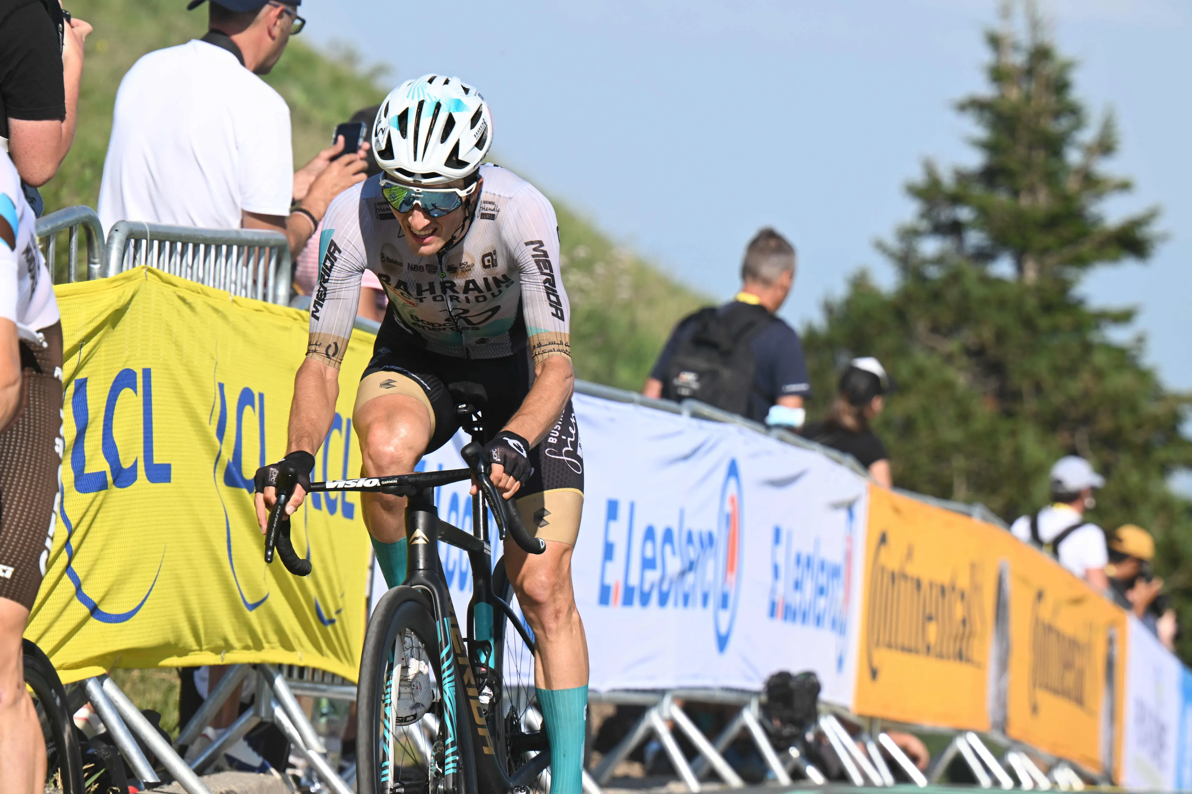 "Now it's time to celebrate" says Pello Bilbao after successful Tour de France for himself and Bahrain - Victorious