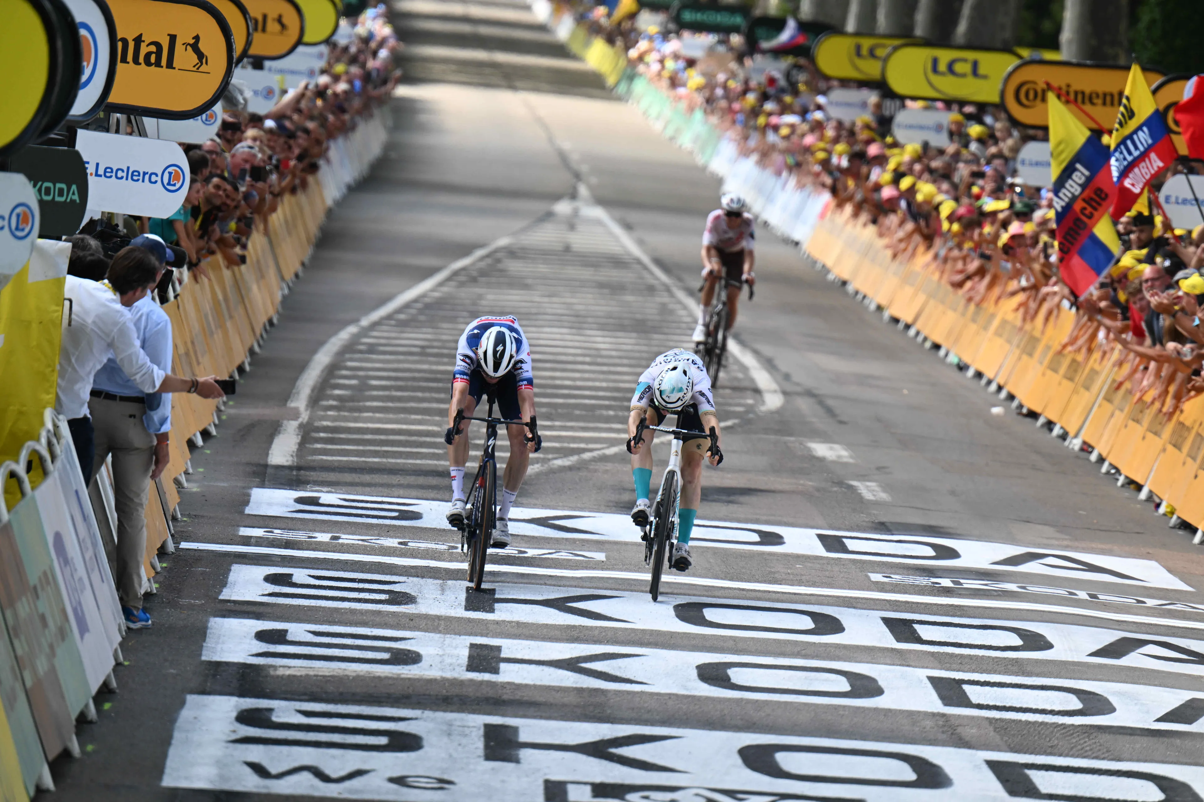 Matej Mohoric denies Asgreen back-to-back Tour de France stage wins on crazy day more akin to a Spring Classic