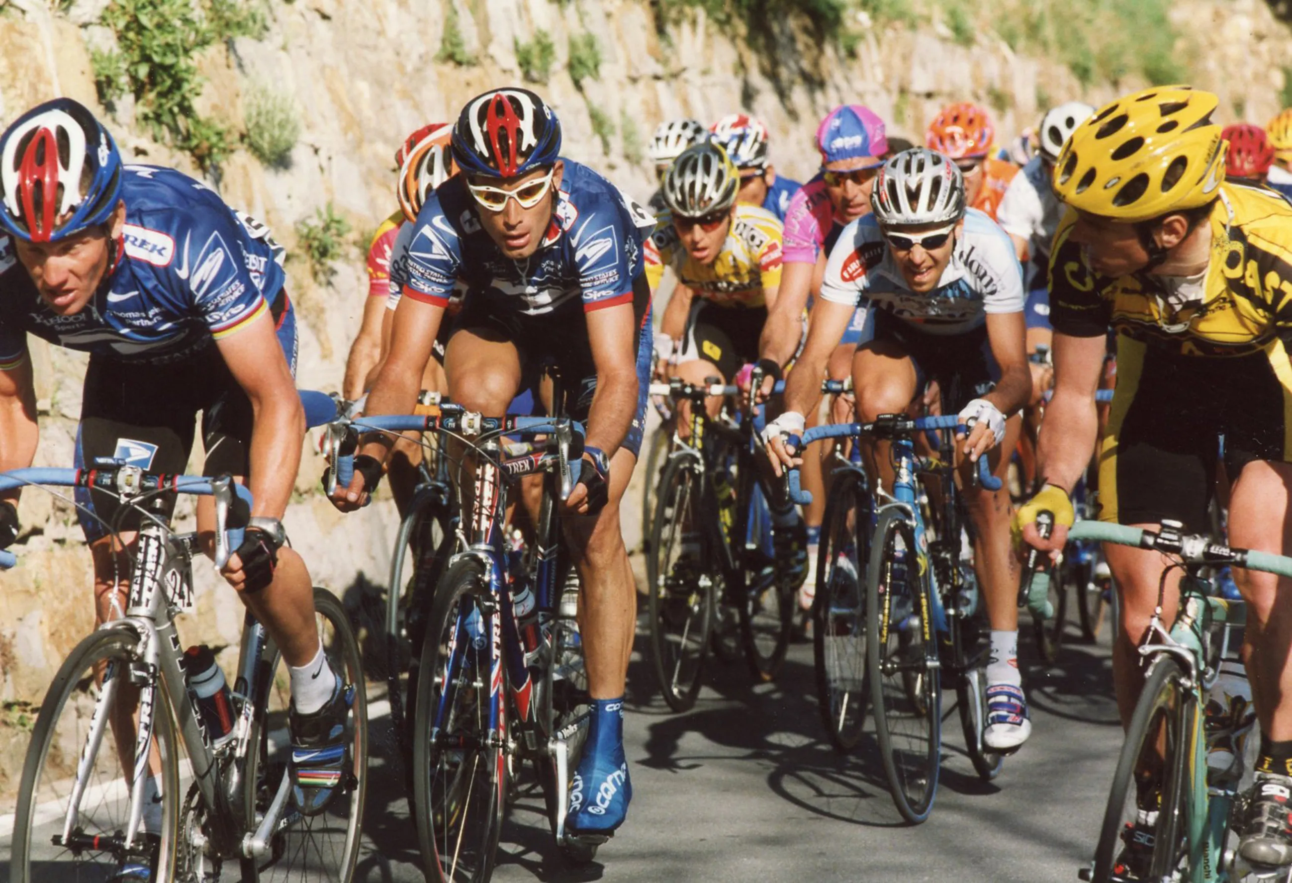 Alberto Contador's former teammate, on the difficulty of what Lance Armstrong did in the Tour de France: "That's why I give so much value to what Lance did. As much as it was said, to win seven in a row..."