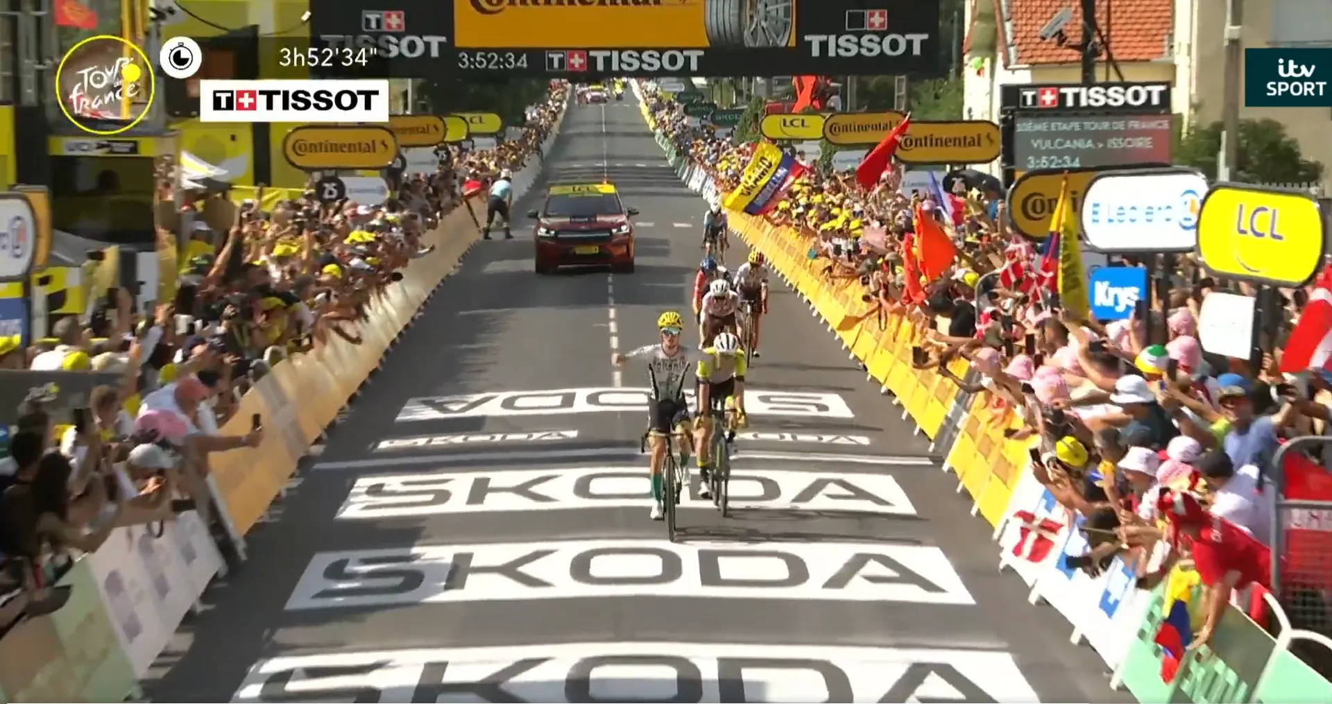 VIDEO: Bilbao sprints to breakaway win on stage 10 of the Tour de France