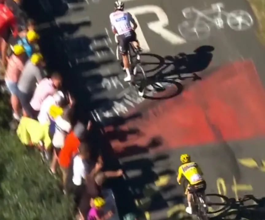 VIDEO: Pogacar's massive attack on the last ramps of the Grand Colombier that left Vingegaard in the dust