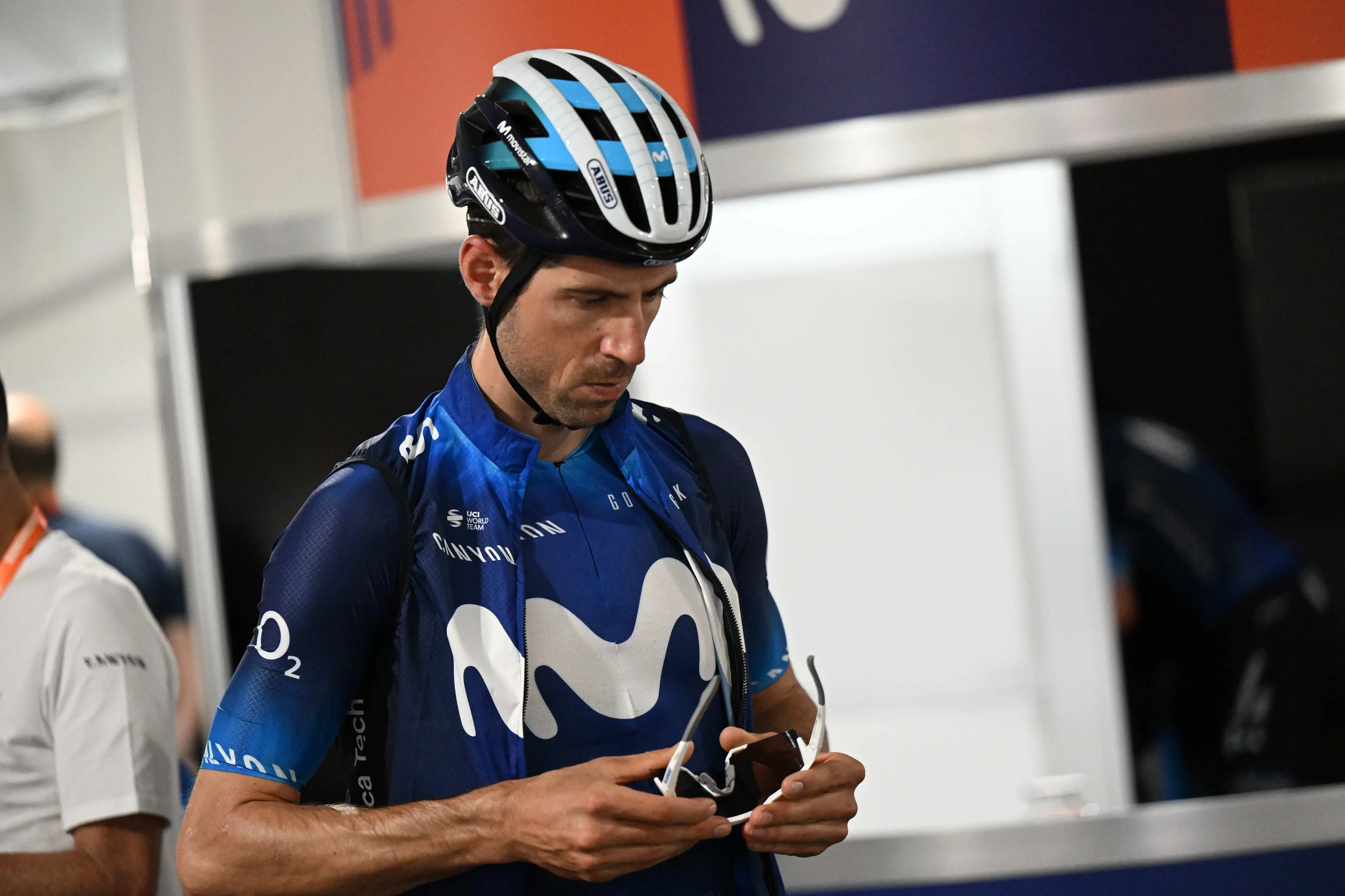 Imanol Erviti's banishment in 2023: Out of Movistar Team's squad for the 3 grand tours for the first time in 16 years