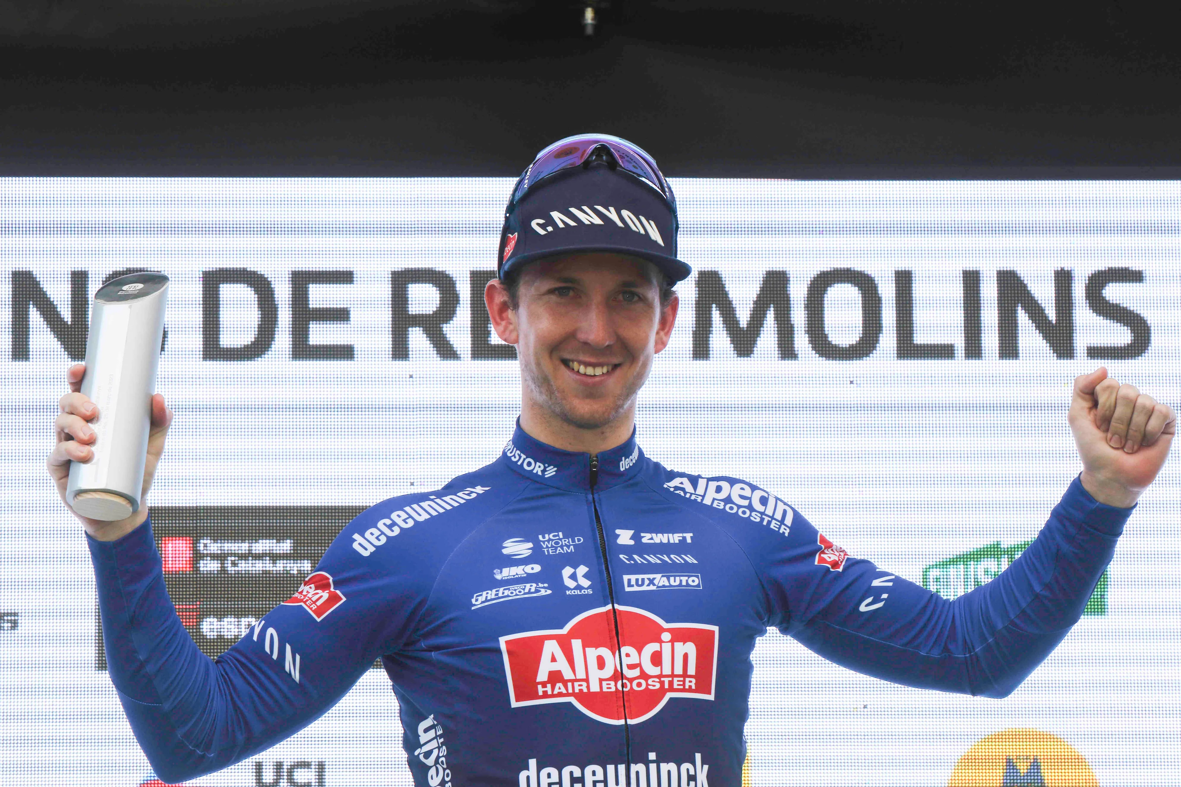 "Molano went full gas on the final climb" - Patient Kaden Groves times his burst to perfection and seals Vuelta stage win