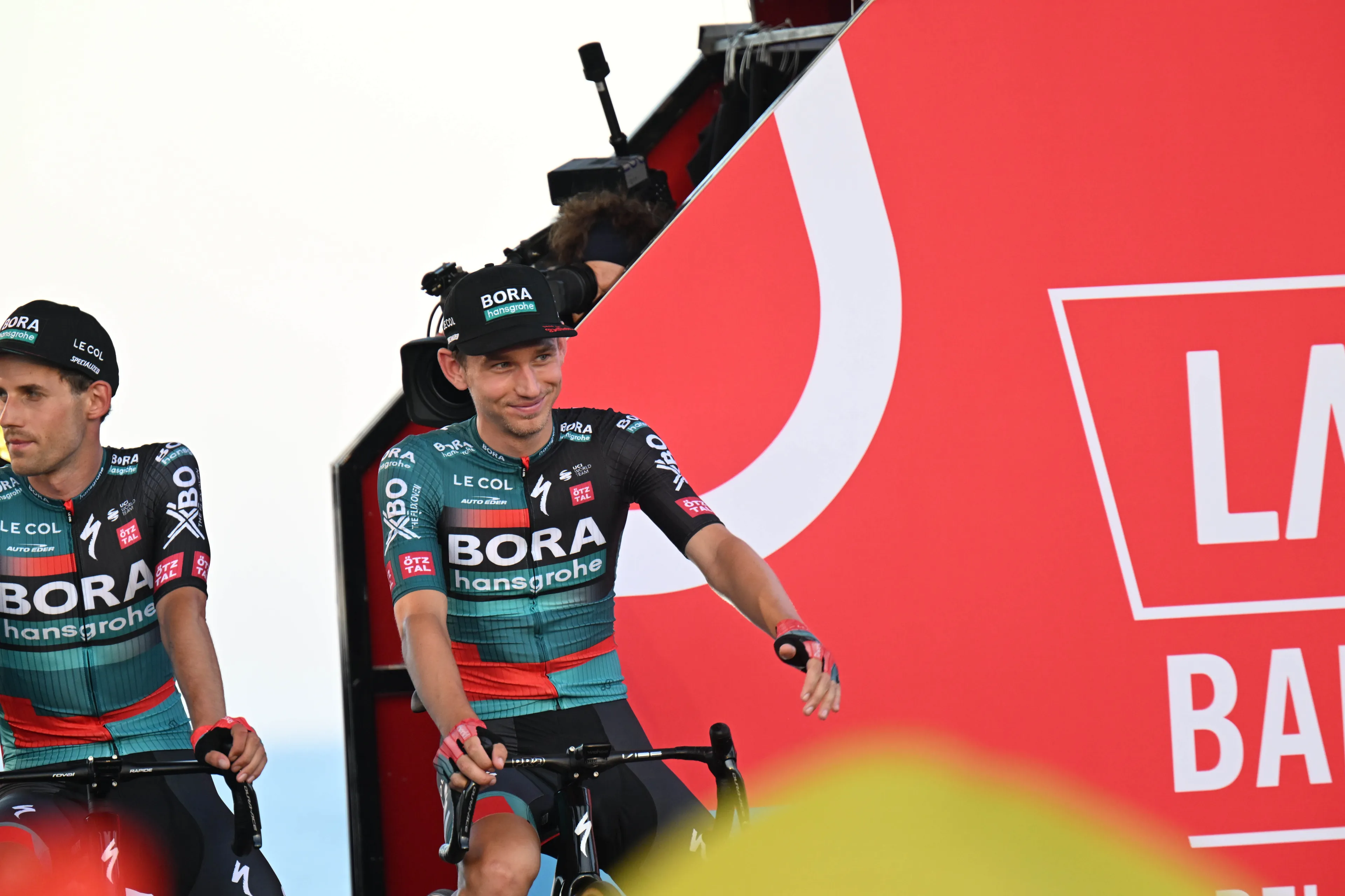 Astana off the table? Aleksandr Vlasov's renewal with BORA - hansgrohe 'almost done'