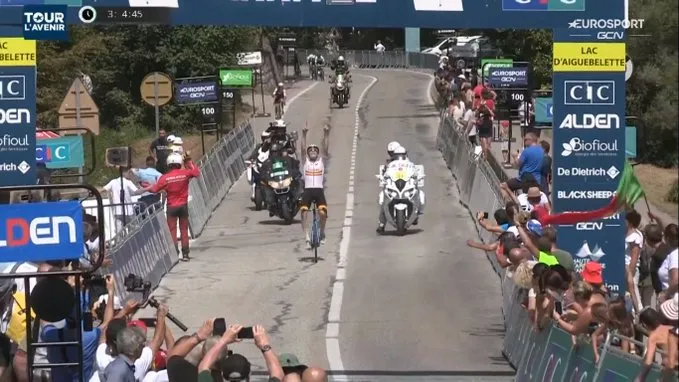 Spain's Ivan Romeo wins stage 5 of the 2023 Tour de l'Avenir on blisteringly hot day in France