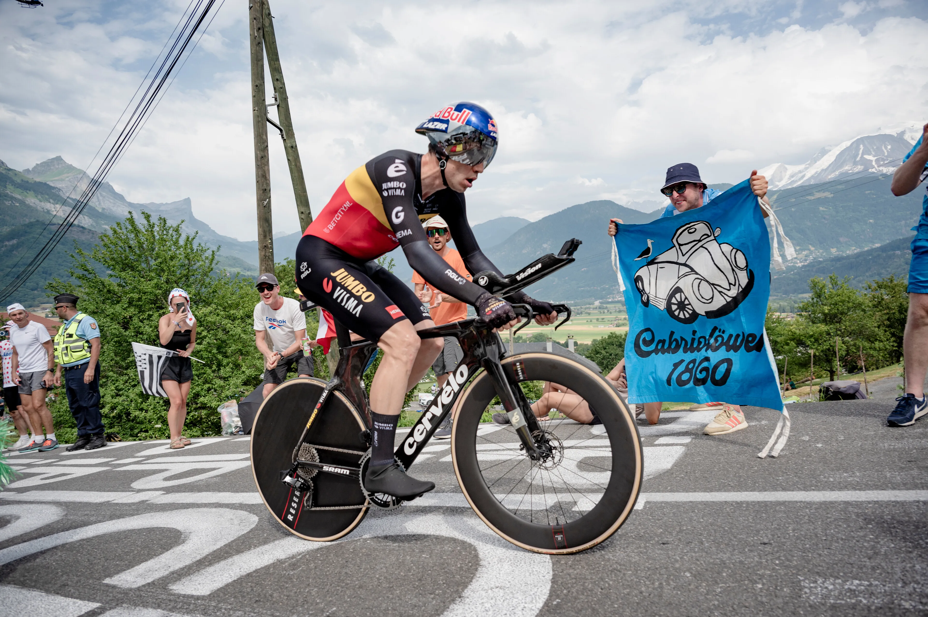 "I gave it my all and this was the result" - Wout van Aert into podium contention at the Volta ao Algarve after stage 4 ITT