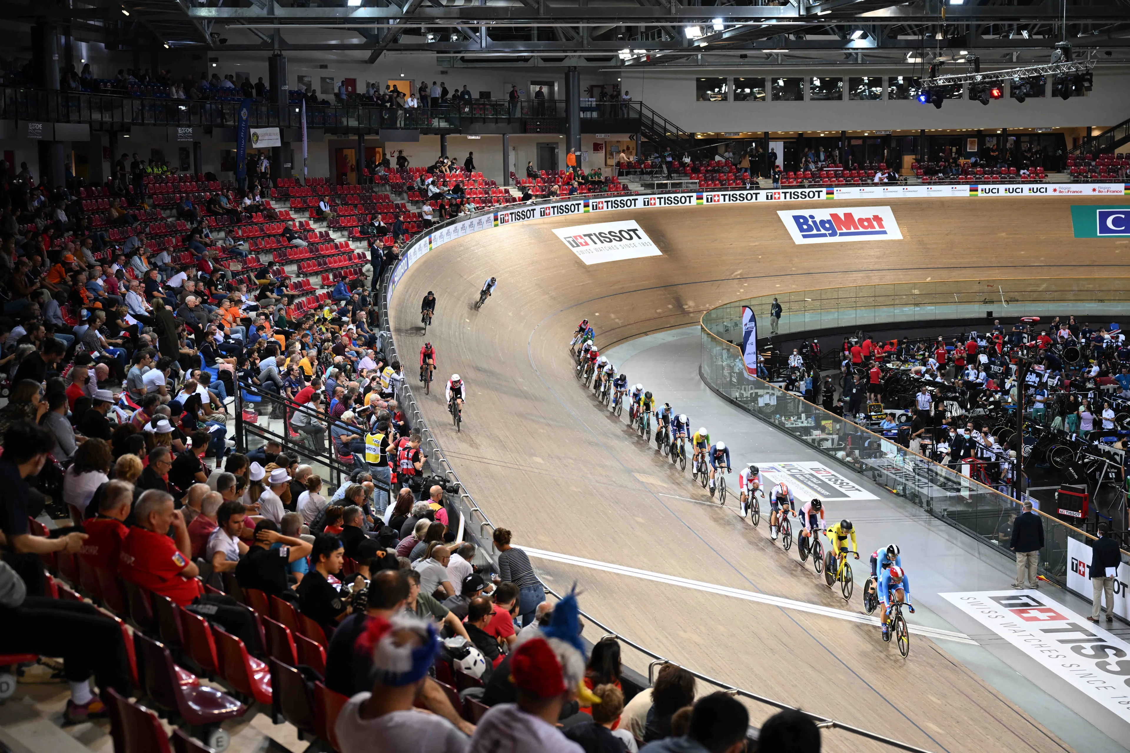 Jeffrey Hoogland bate um recorde com 10 anos na prova de 1 Km em pista coberta, com o tempo de 55"433s.