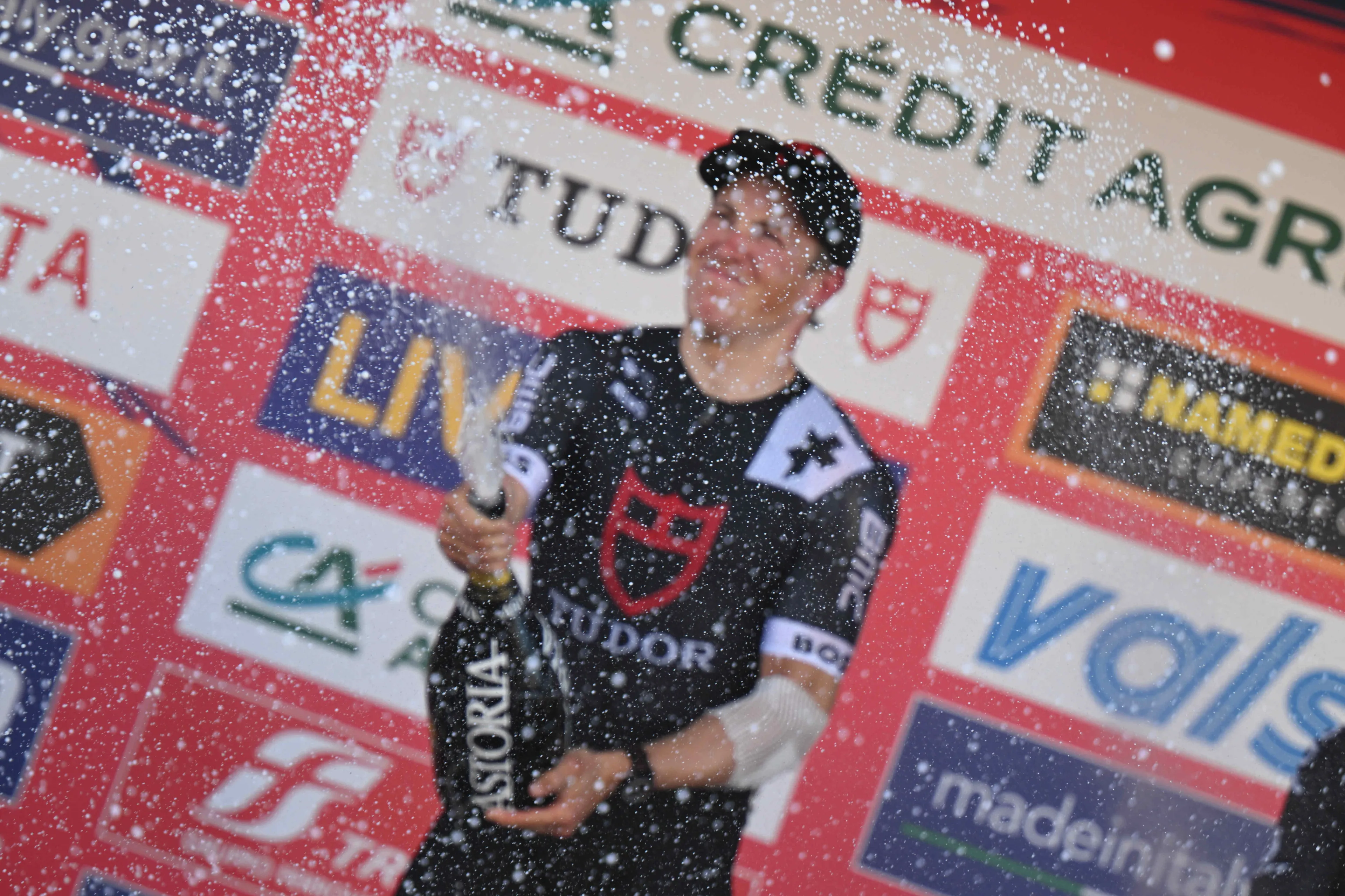 Arvid De Kleijn vence ao sprint na etapa de abertura da Volta a Langkawi