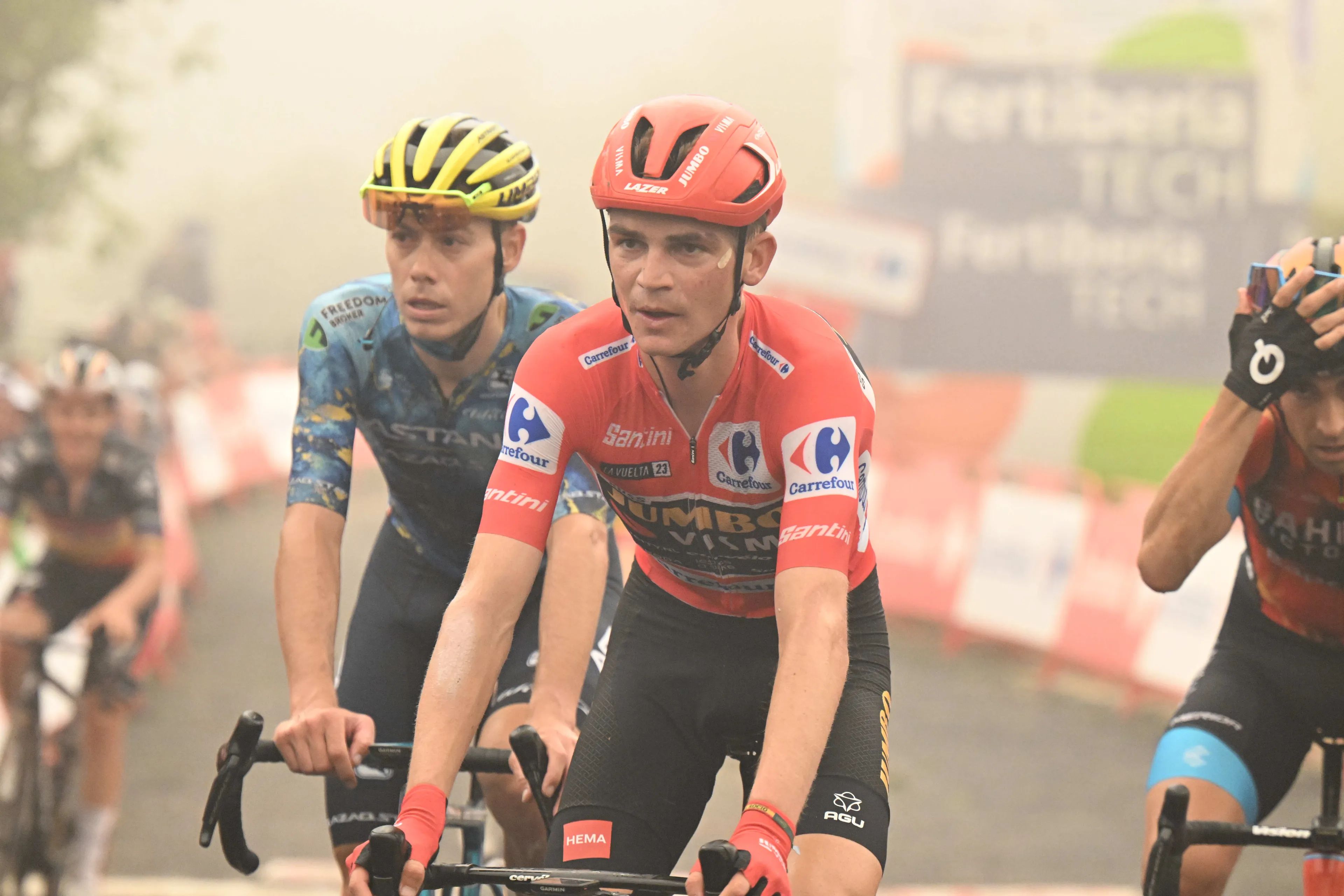 Atualização da classificação geral da Volta à Espanha | Kuss mantém-se de vermelho, Evenepoel ganha tempo e Almeida sobe quatro lugares