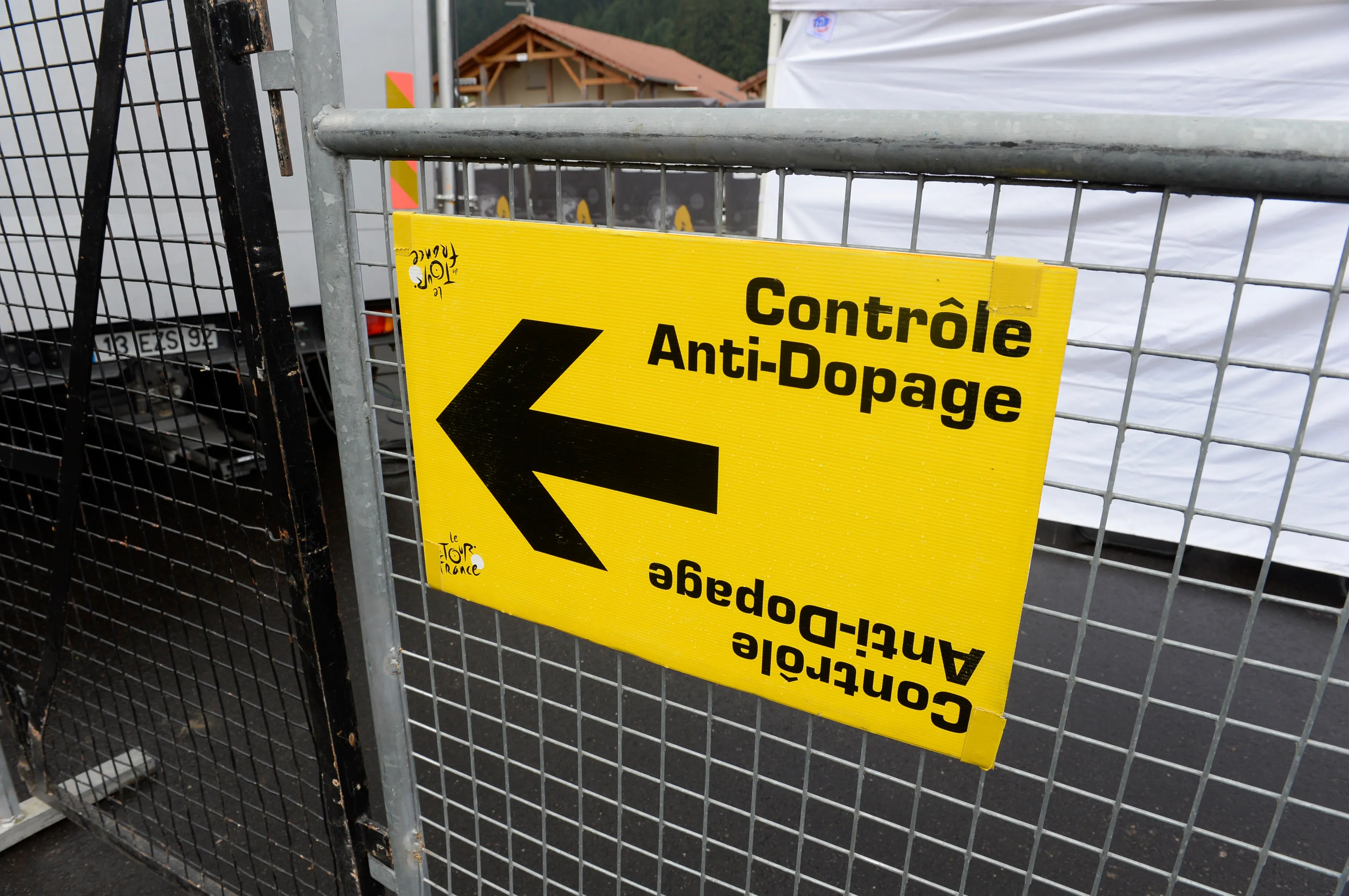 Journalistic investigation reveals serious shortcomings of the UCI in controlling mechanical doping