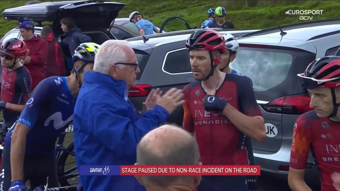 Tour of Britain final stage neutralised momentarily for "non-race incident on the road"
