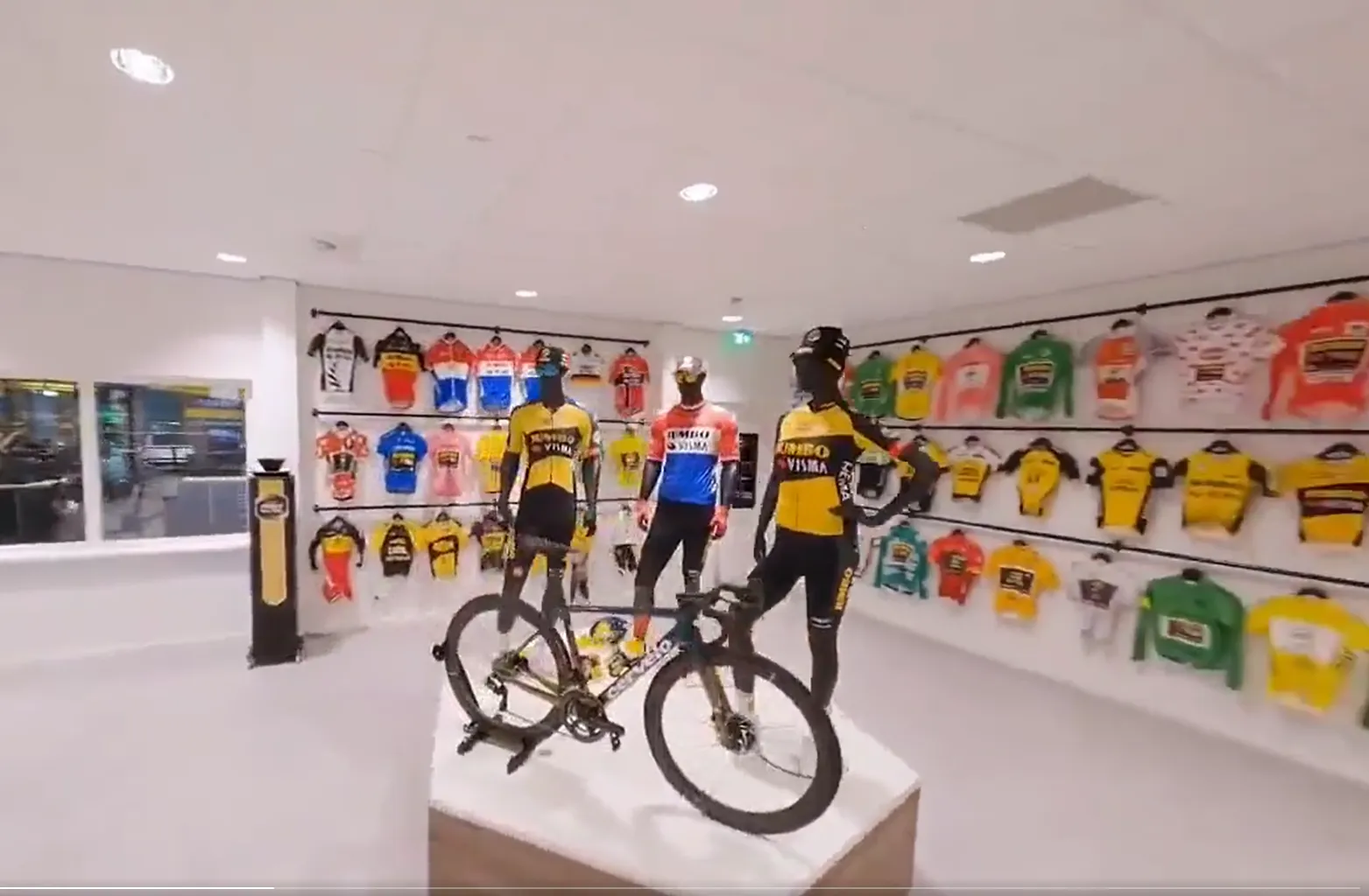 VÍDEO: As incríveis instalações da Jumbo-Visma