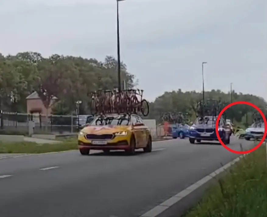 VÍDEO: Diretor Desportivo da Lotto Dstny Development Team atropela membro do staff de uma corrida