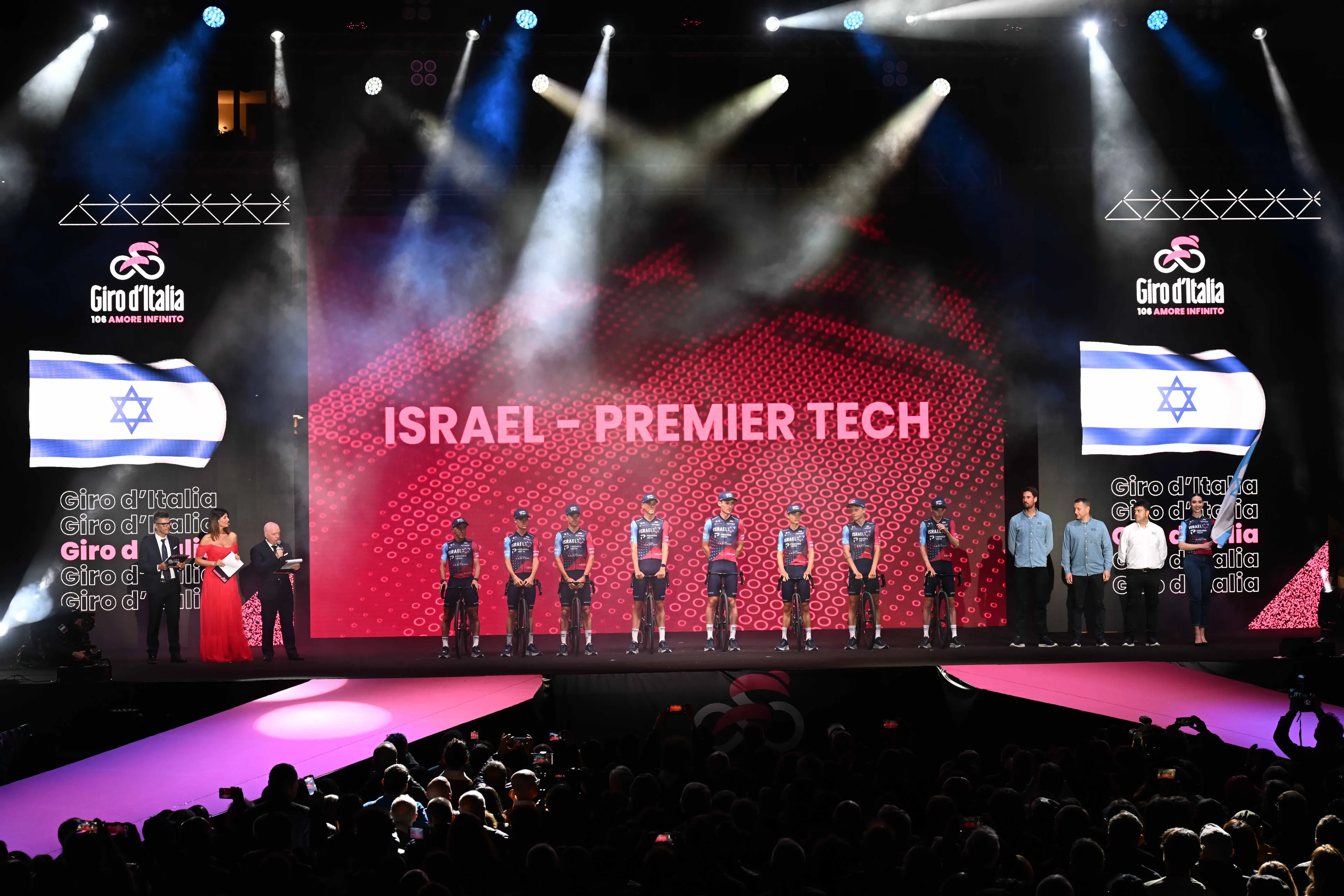 Israel - Premier Tech revela histórias de jovens ciclistas apanhados em ataques do Hamas:"Tentaram fugir, mas foram atingidos por muitas balas e tiveram de ser operados"