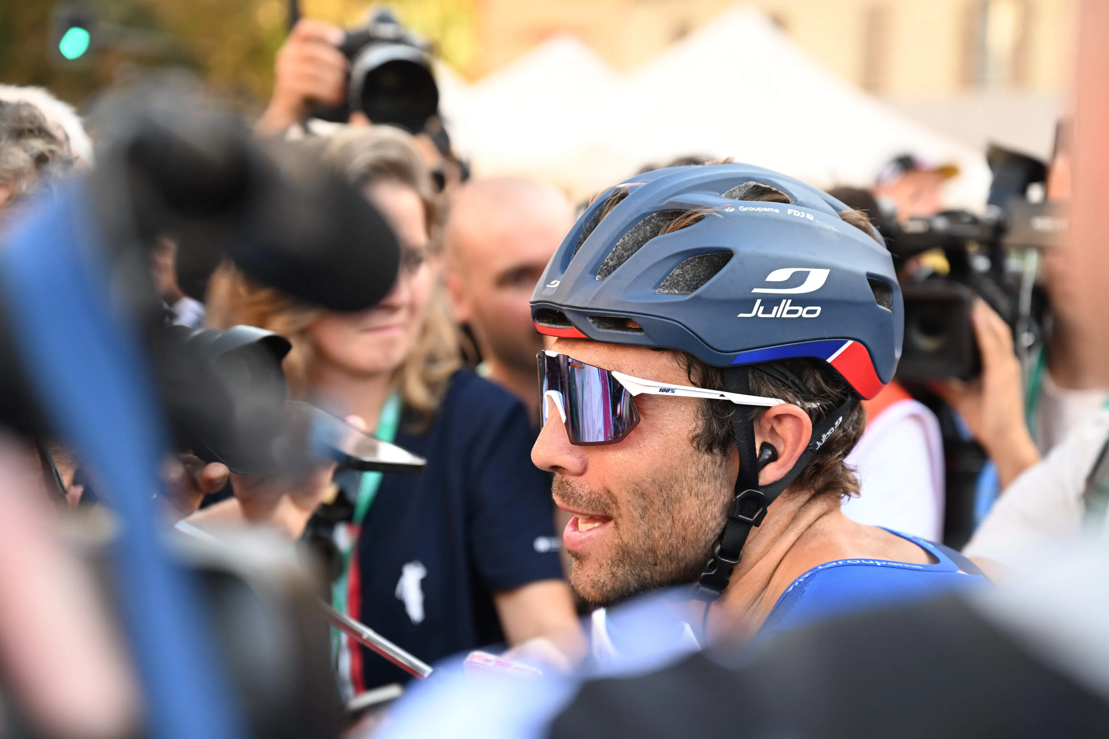 "I have the best fans in the world" - Thibaut Pinot gets tribute and dramatic fan group at final Il Lombardia