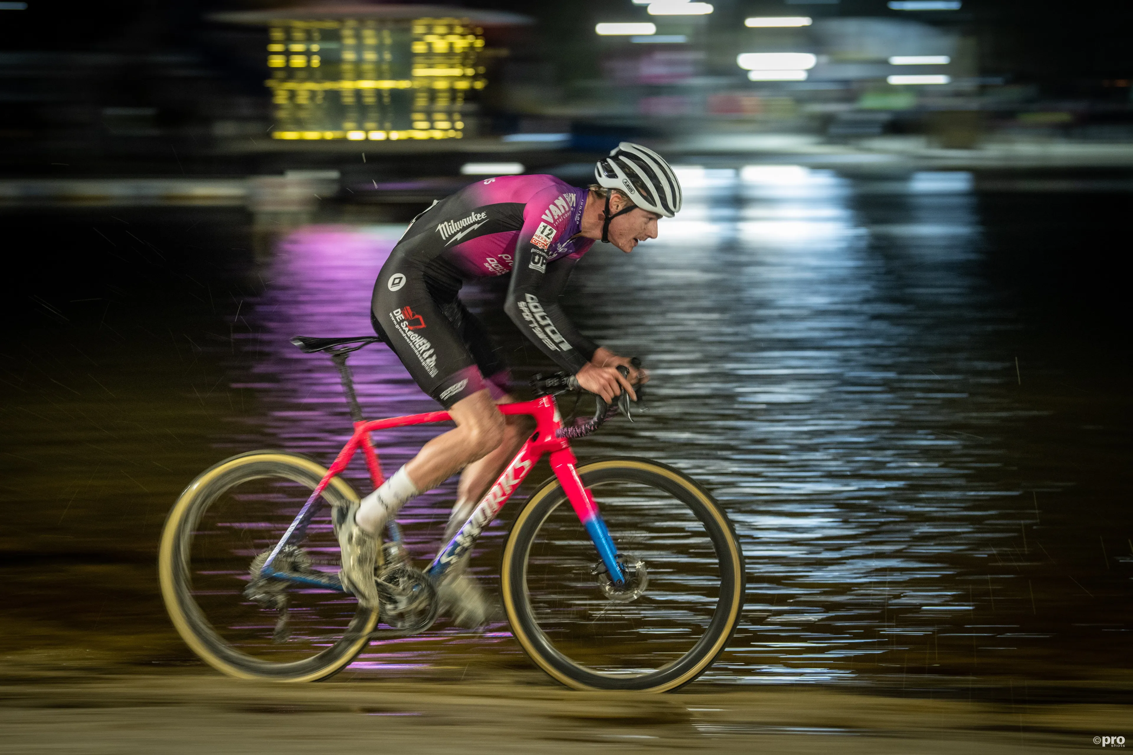 Gerben Kuypers quer ser bem sucedido no Superprestige Ruddervoorde - "É sempre divertido correr no nosso próprio quintal"