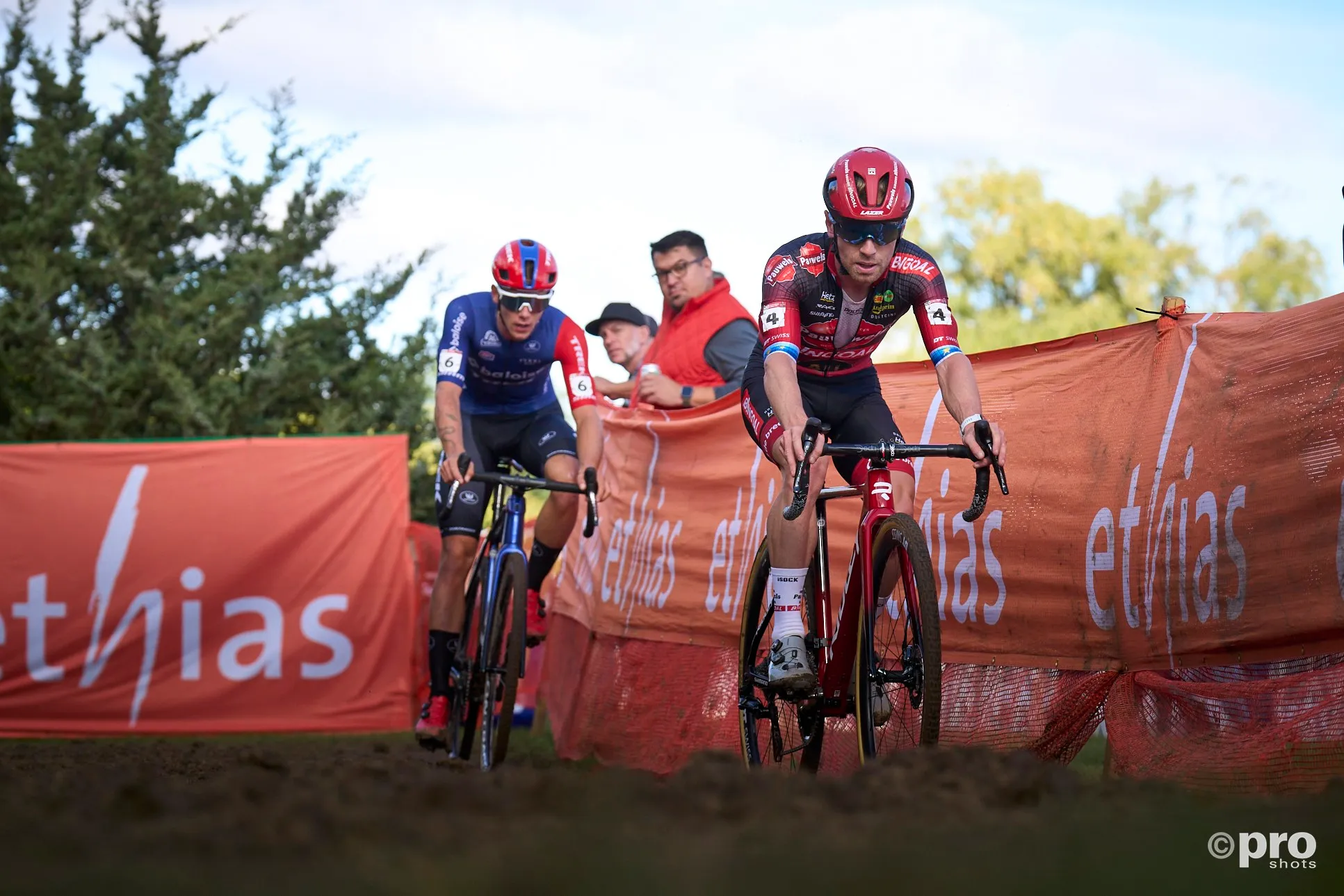 "I think this was my favorite race of the season and one of my best" - Eli Iserbyt victorious in Troyes and into World Cup leader's jersey