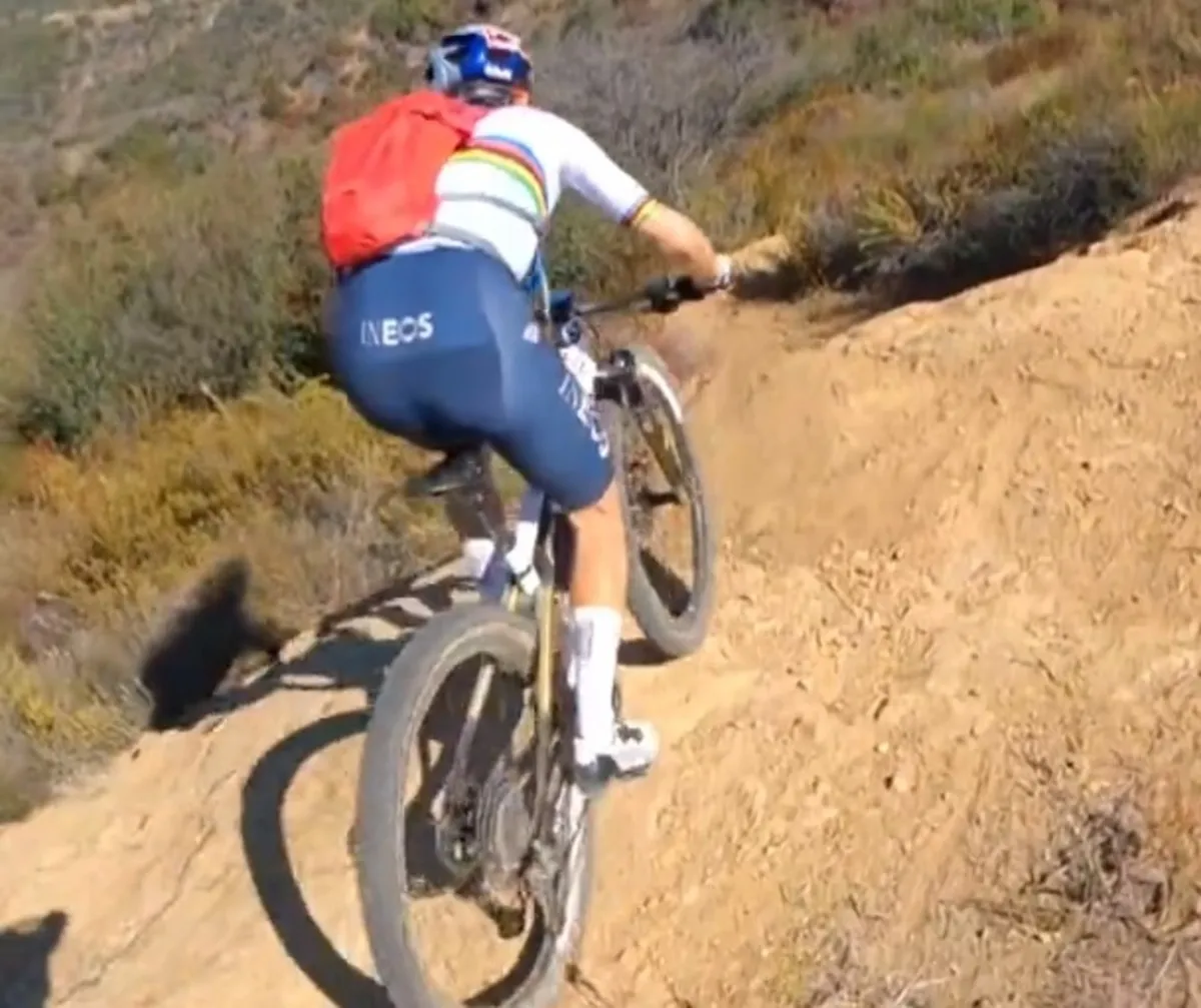 VIDEO: Keeping up with Tom Pidcock in a single track descent