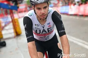 UAE- Team Emirates renova por 3 anos com Rui Oliveira: " Não vou dar desculpas e este ano quero fazer melhor, não quero viver dos 'ses'."