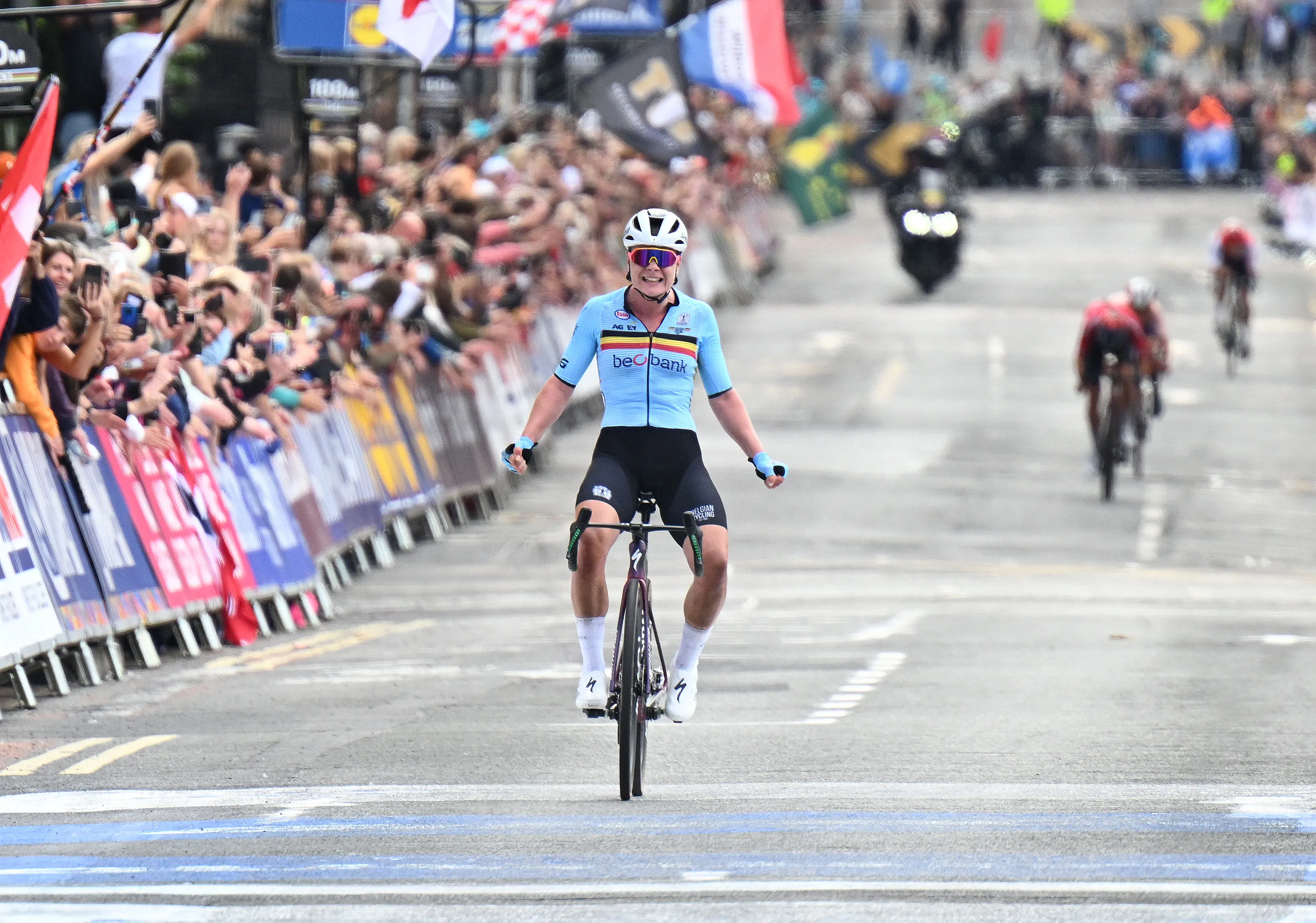 Lista de partida final da Volta à Flandres feminina com Lotte Kopecky, Demi Vollering, Lorena Wiebes, Elisa Longo Borghini, Marianne Vos e Katarzyna Niewiadoma
