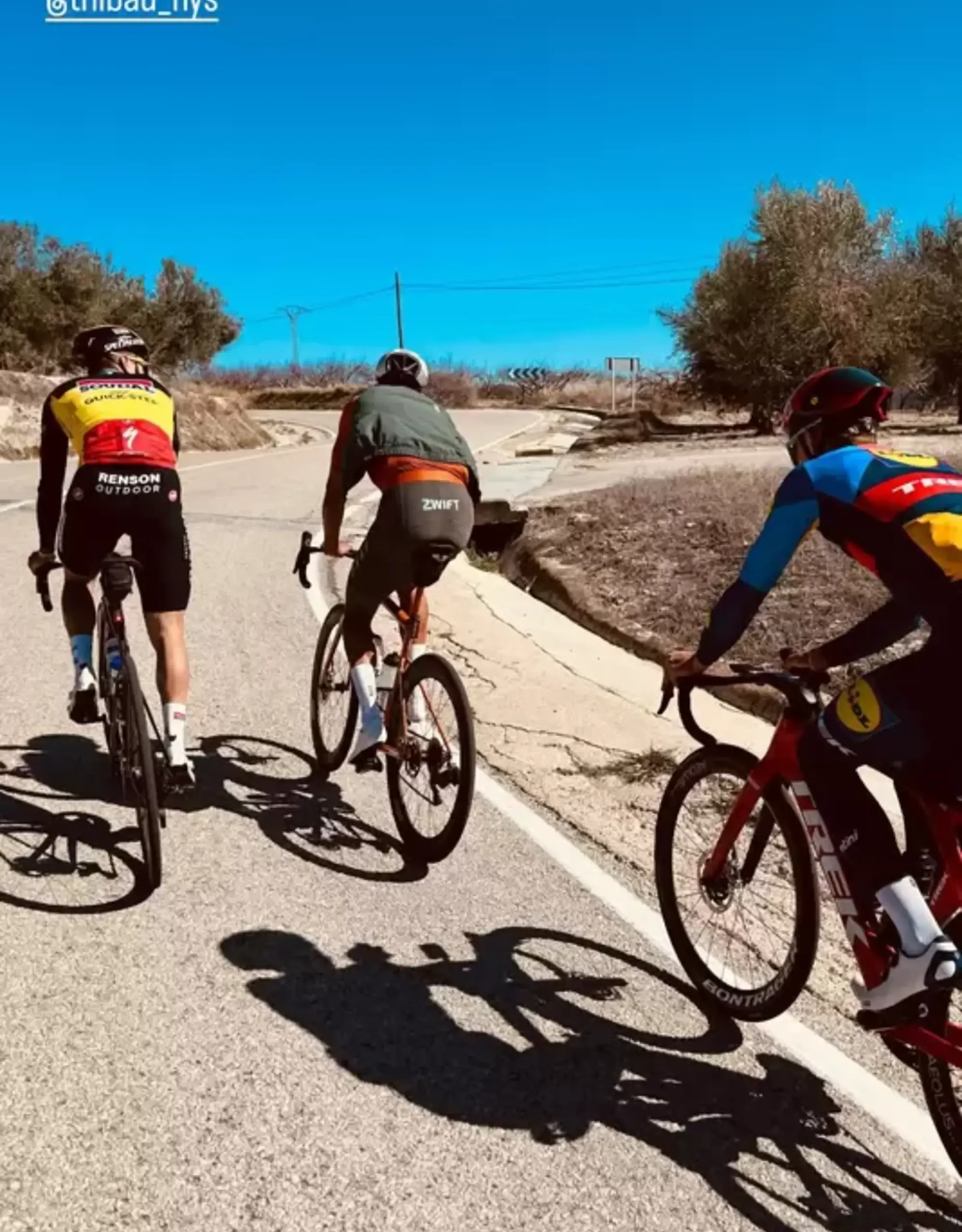 Thibau Nys junta-se a Remco Evenepoel, Mathieu van der Poel e Freddy Ovett na preparação da época de estrada