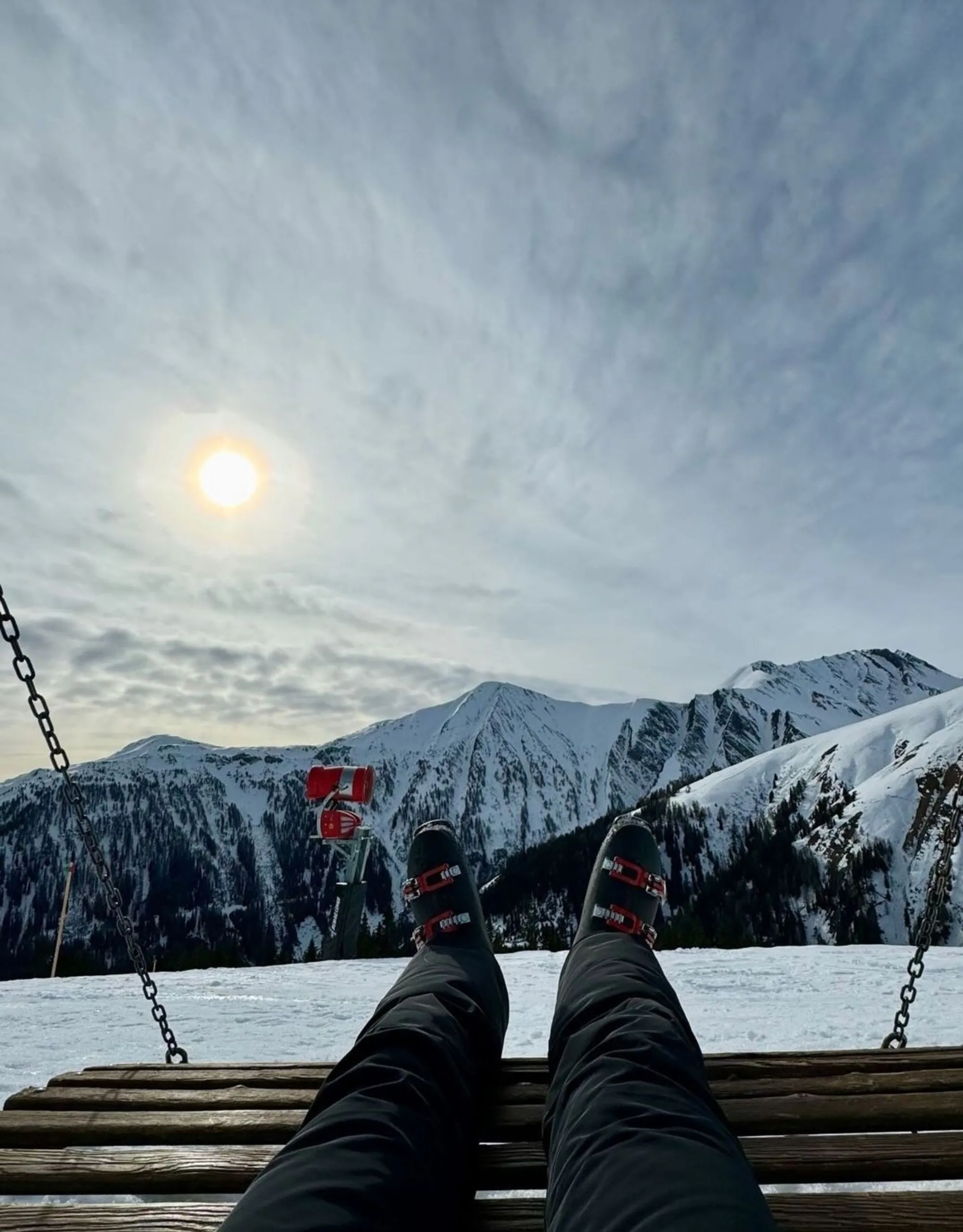 Mathieu van der Poel celebrates sixth Cyclocross World Championship win with skiing trip