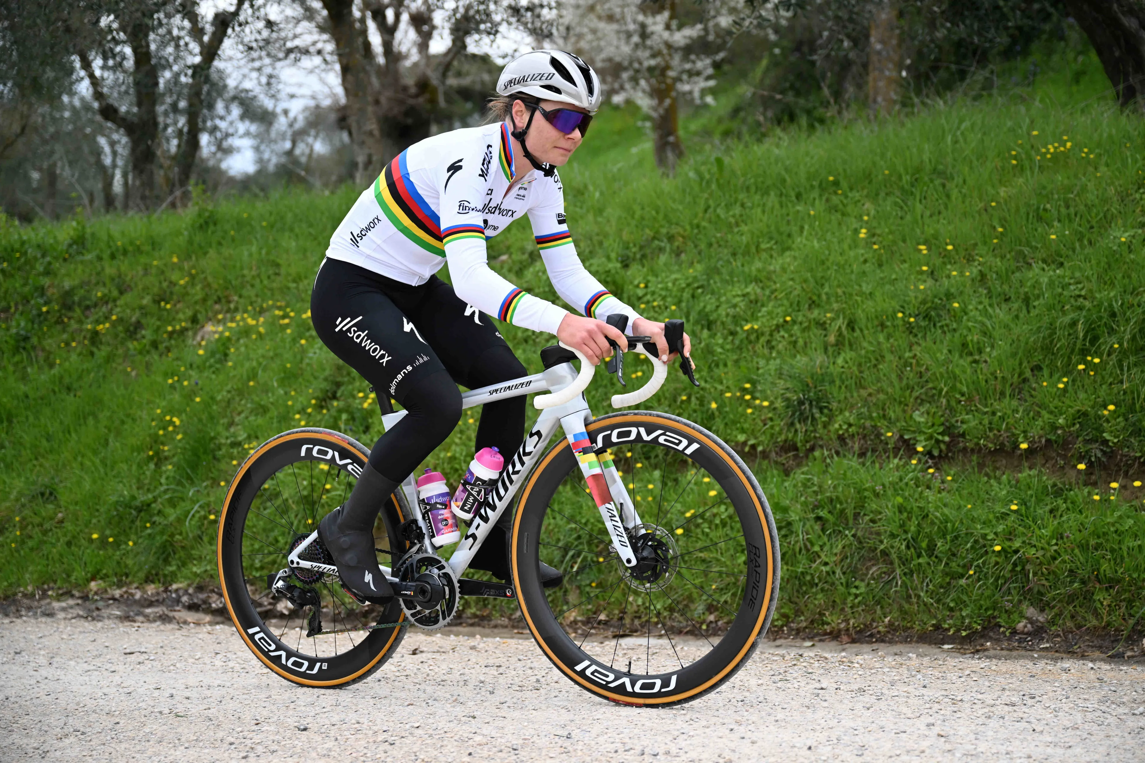 "I'd prefer to win Paris-Roubaix instead of winning the Tour of Flanders for a third time" - Lotte Kopecky prefers to win as many races as possible over historical winning streak