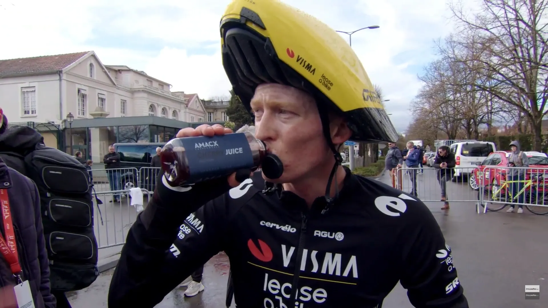"It's some alien technology!" - Matteo Jorgenson reacts to first outing in new Visma time-trial helmet