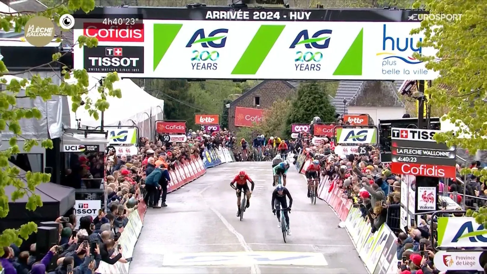 Stephen Williams apanha adversários desprevenidos e ganha a Flèche Wallonne 2024