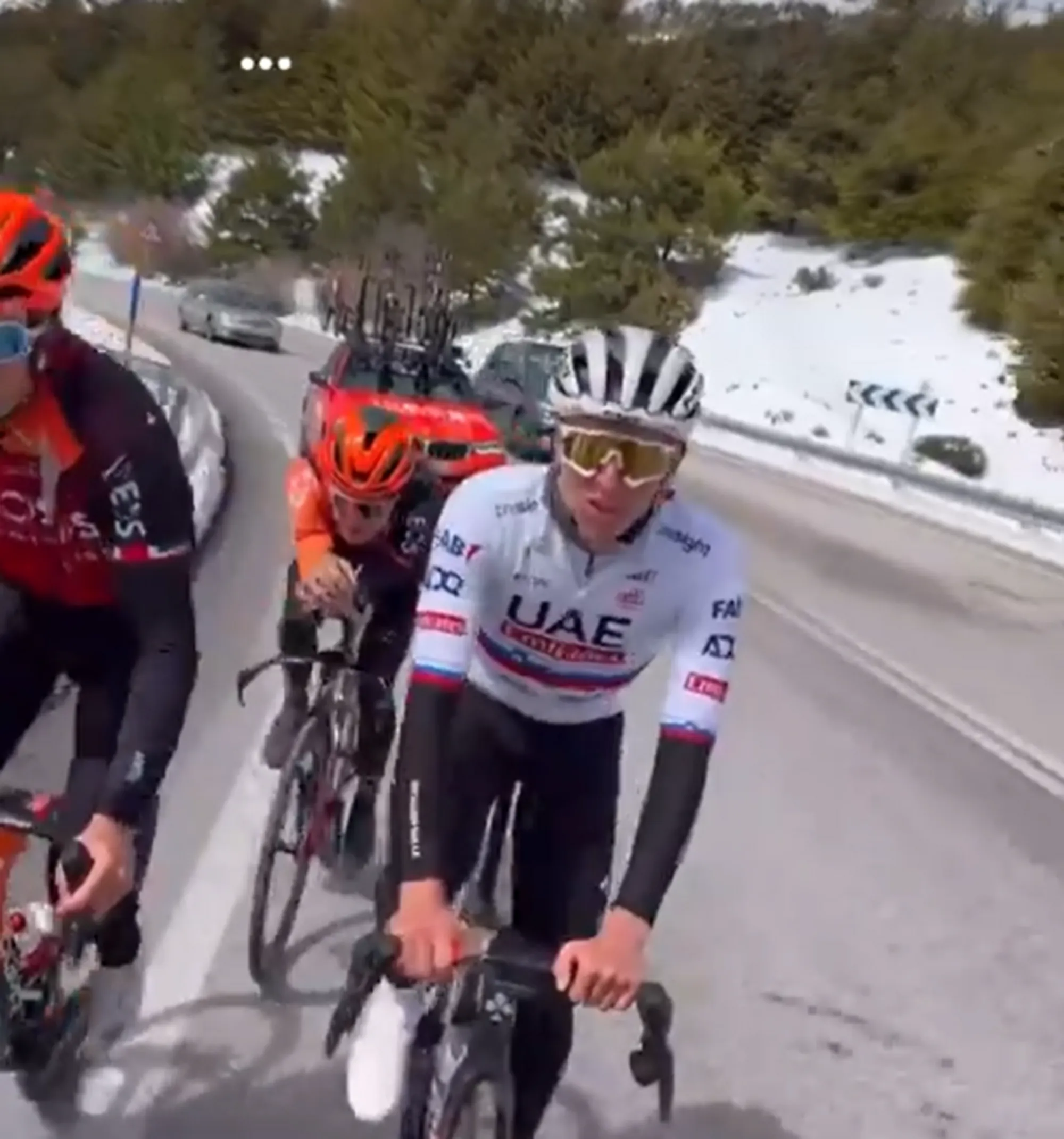 Filippo Ganna publica nas redes sociais Tadej Pogacar a treinar com a INEOS em Sierra Nevada ( VIDEO)