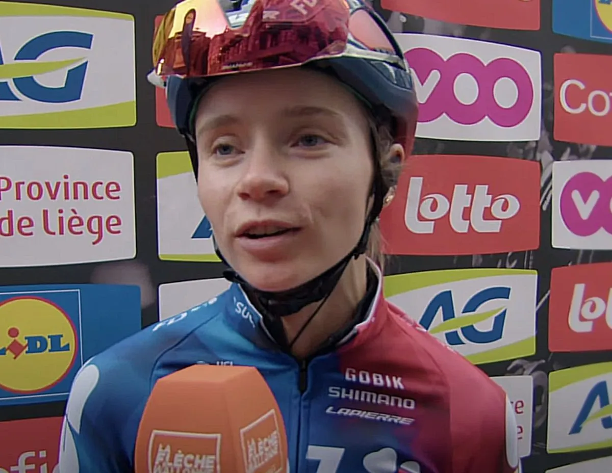 "I stopped to pee, and the commissaries blocked me from coming back to the peloton" - Evita Muzic misses out on Tour de France Femmes podium after controversy