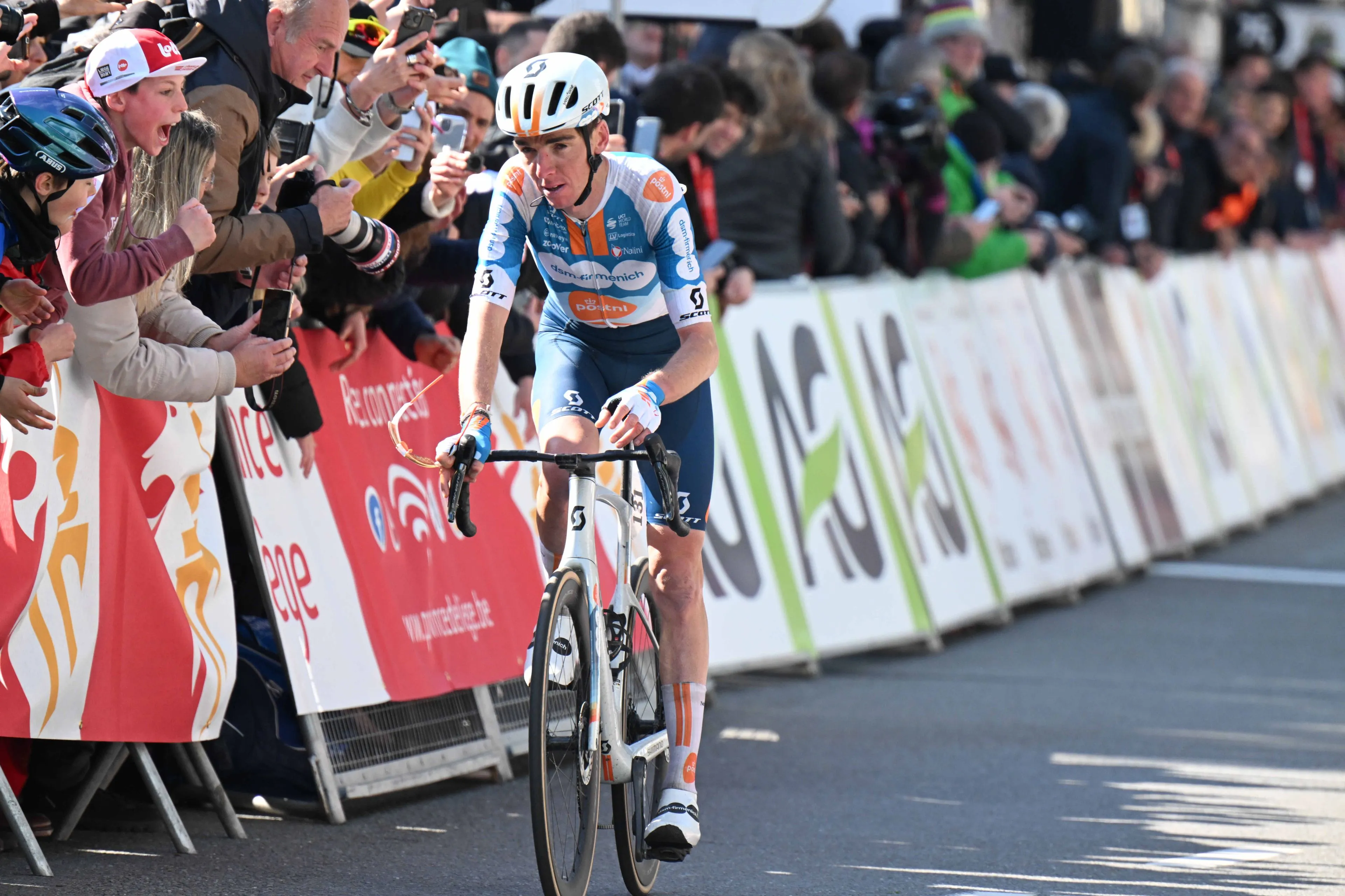 Team DSM-Firmenich PostNL ainda não perdeu a esperança em Romain Bardet: "Se ele perder mais tempo, teremos de mudar para vitórias de etapas"
