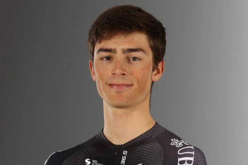 ENTREVISTA| Tiago Santos, campeão nacional de juniores, fala sobre a mudança para a Q36.5 Continental Team, os objetivos para 2024 e as melhores recordações ao serviço do Clube de Ciclismo de Alcobaça