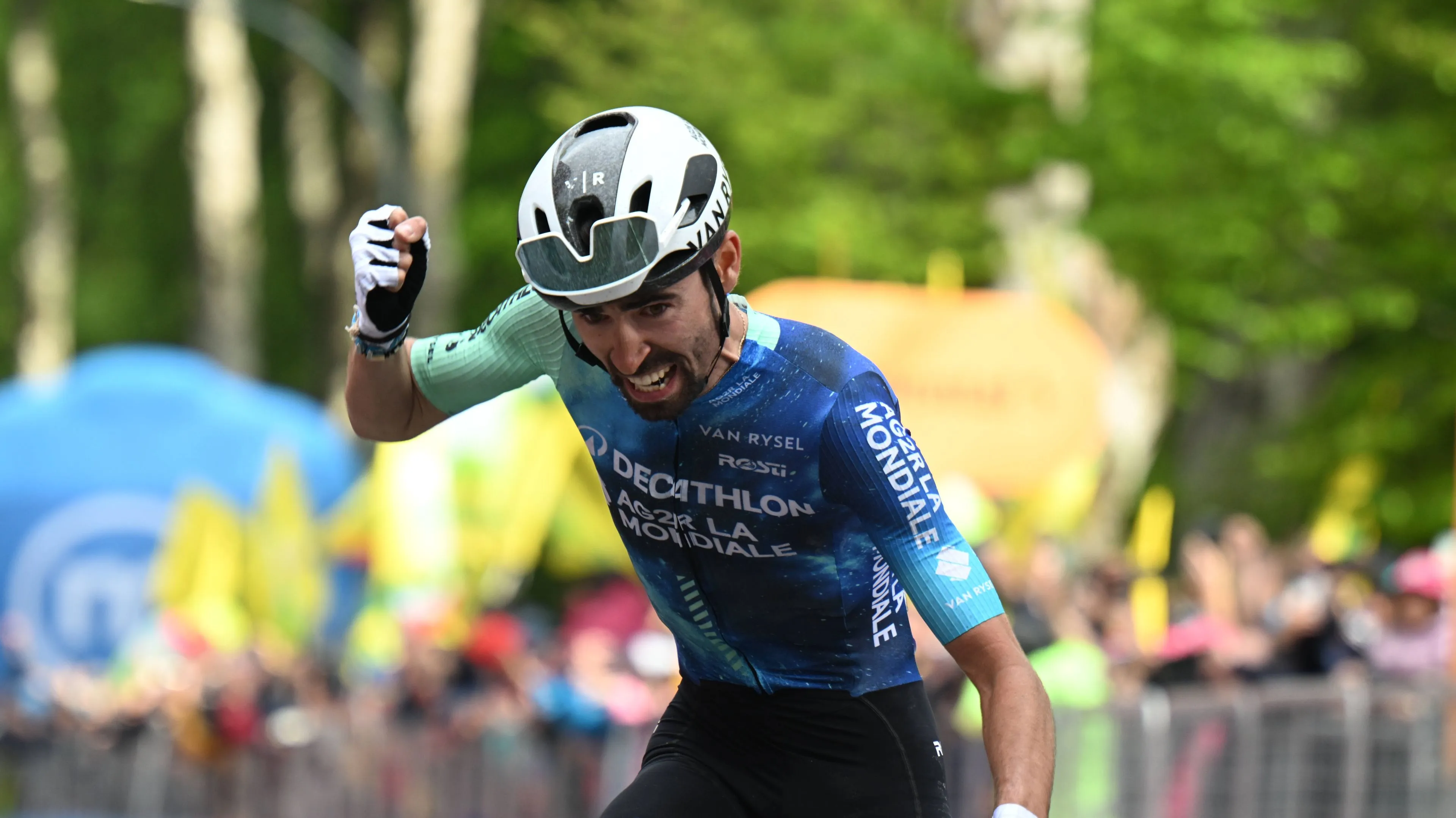 Trio of Decathlon AG2R La Mondiale Team's Giro d'Italia stars considered "on the market" and attracting interest