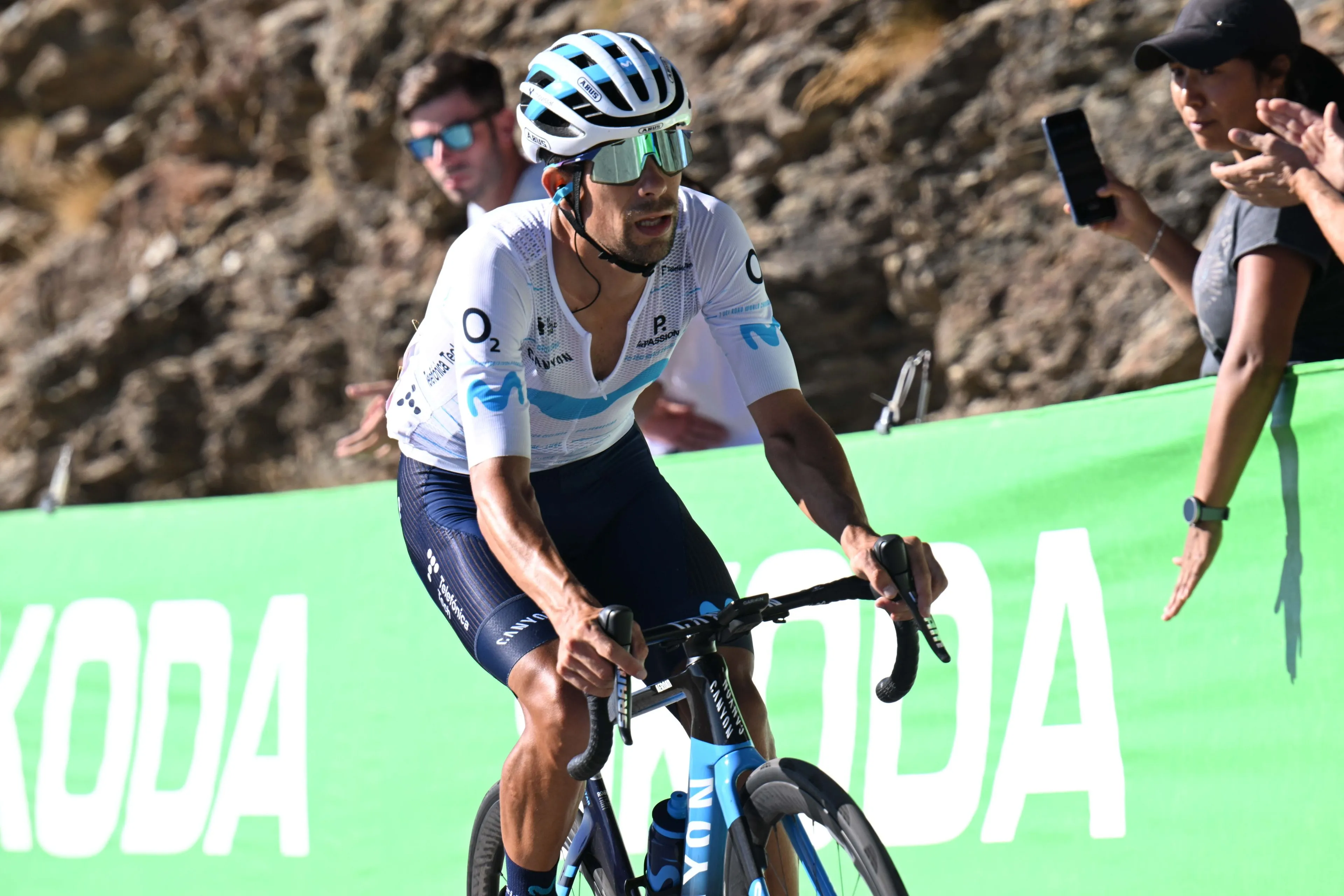 Português da Movistar começa o ano na Figueira, vai à Strade Bianche, País Basco, Dauphiné, Romandia, Tour, entre outras