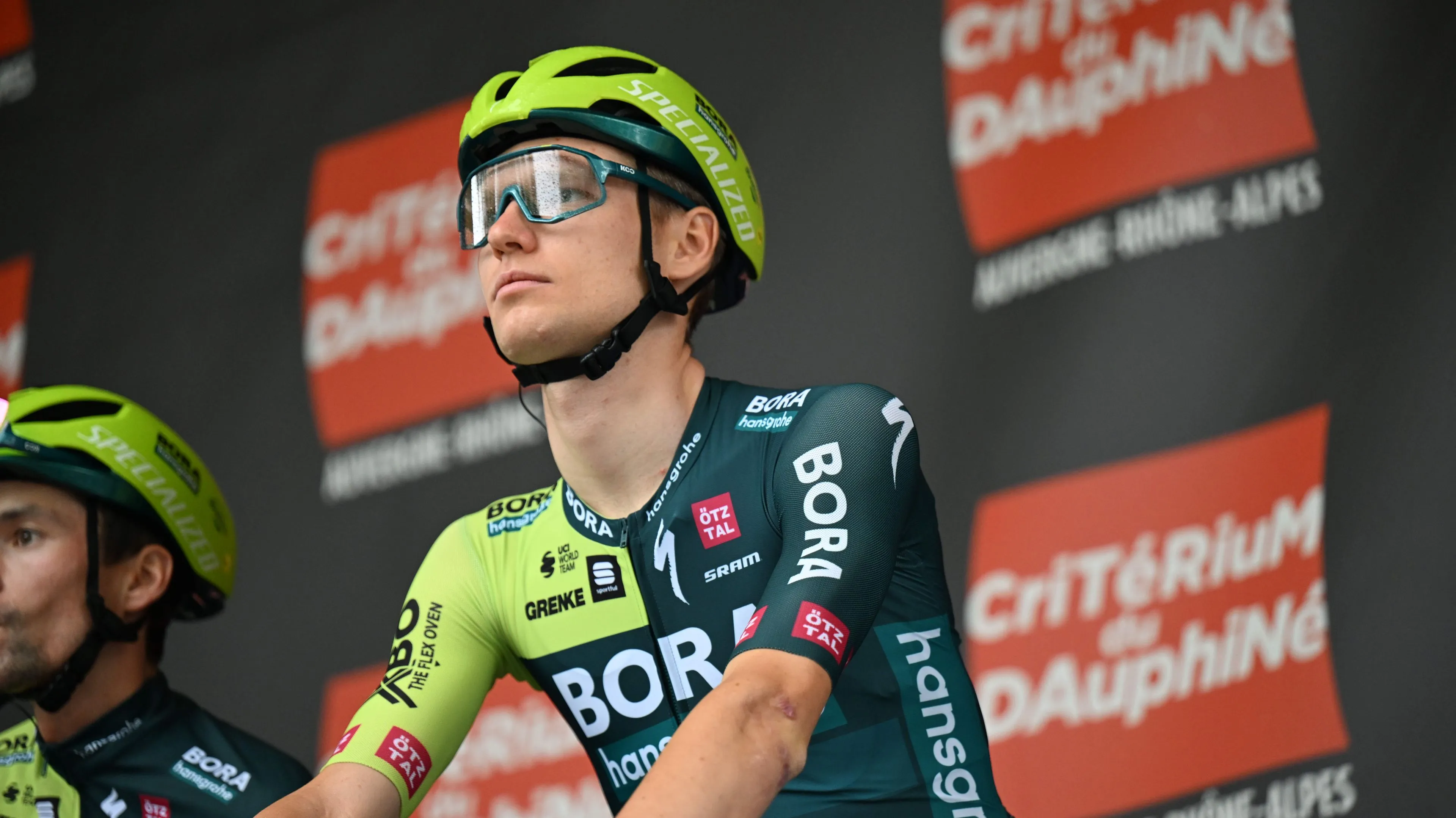 Aleksandr Vlasov, depois das dificuldades de Primoz Roglic na última etapa do Dauphiné: "O mais importante, de longe, é que ganhámos a corrida"