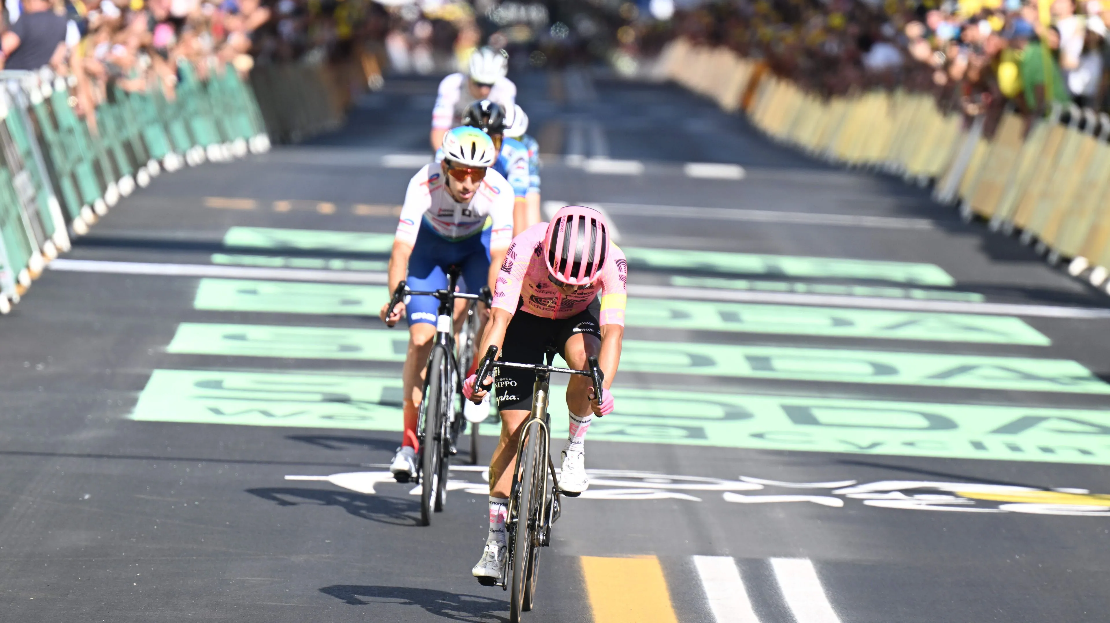"I feel very good" - Richard Carapaz matches Pogacar, Vingegaard & Evenepoel on first GC test of 2024 Tour de France