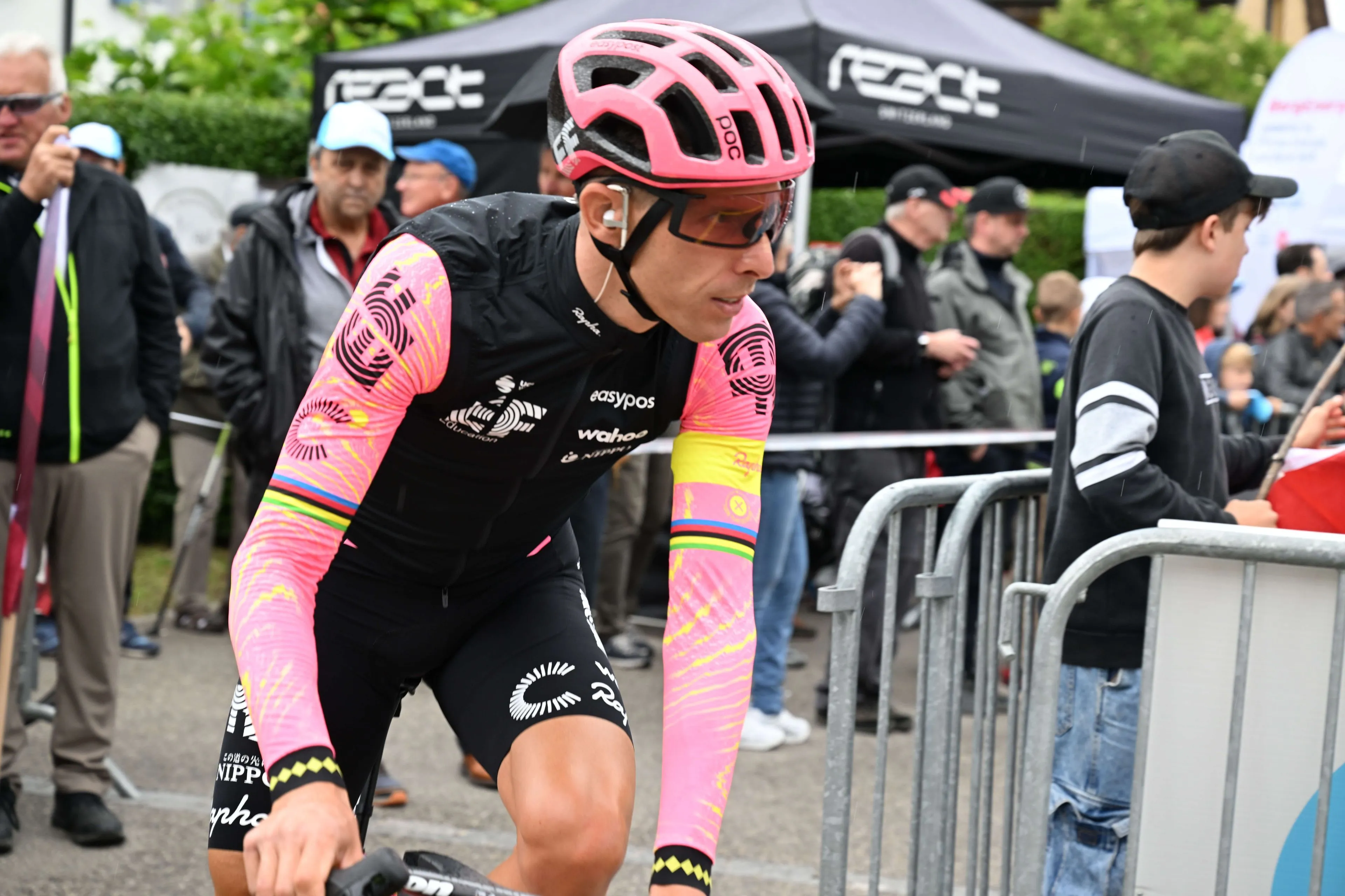 Rui Costa no alinhamento da EF Education - EasyPost para o Challenge de Maiorca
