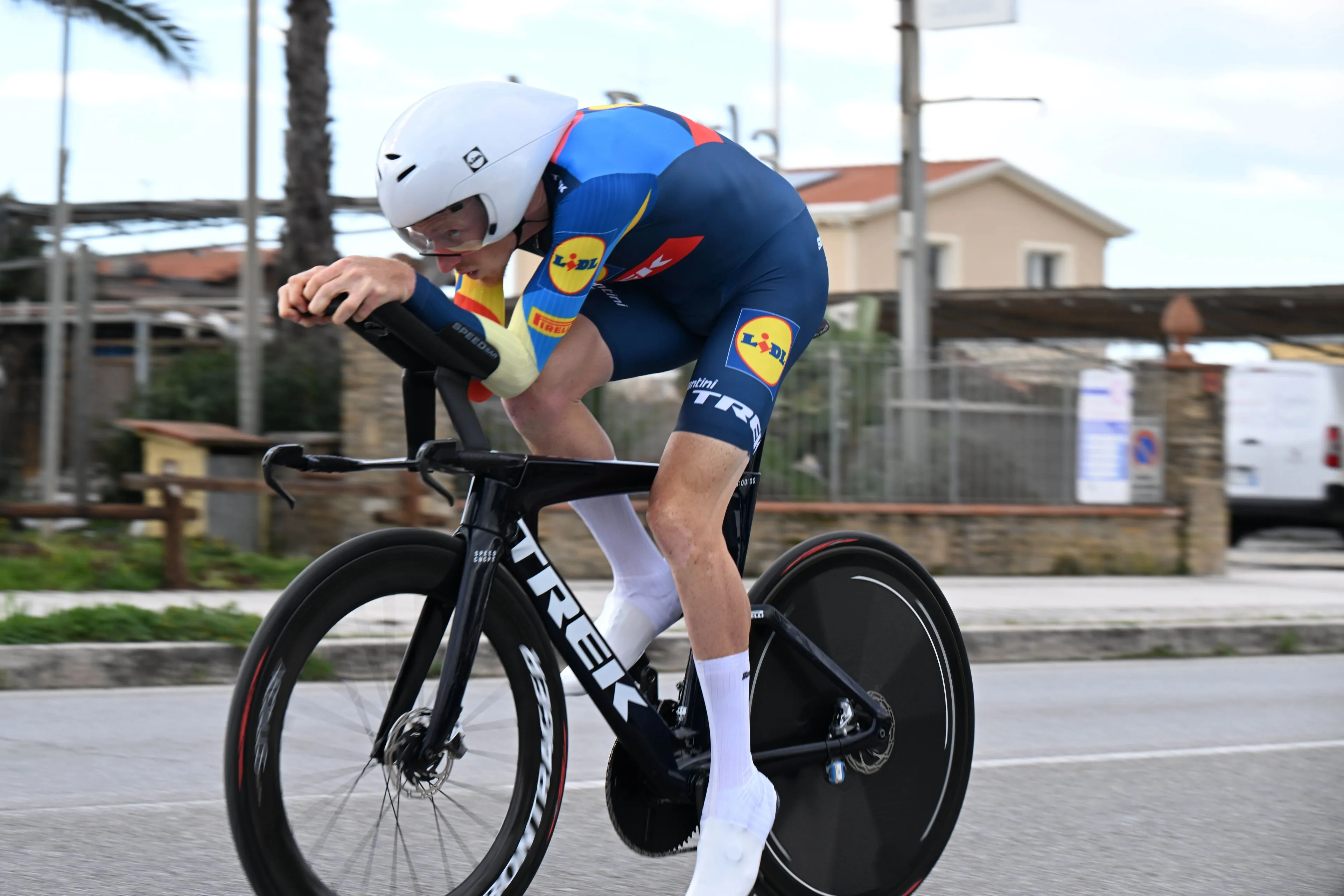 Tao Geoghegan Hart de volta à sua melhor forma depois de um sólido contrarrelógio no Criterium du Dauphine: "É um bom progresso"