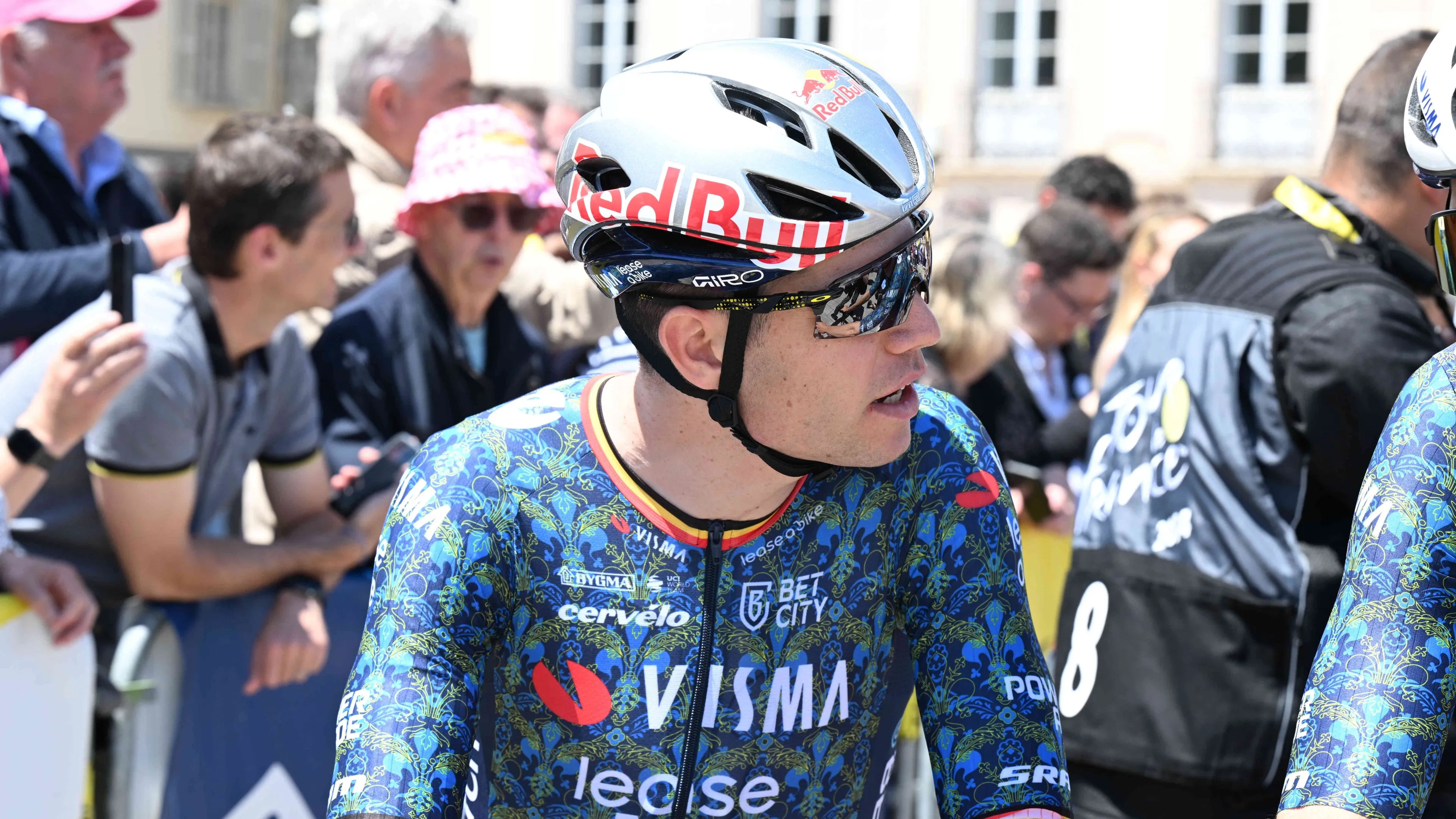 Wout van Aert não se mostra surpreendido com os ataques do camisola amarela: "Esperamos sempre um Tadej Pogacar agressivo"