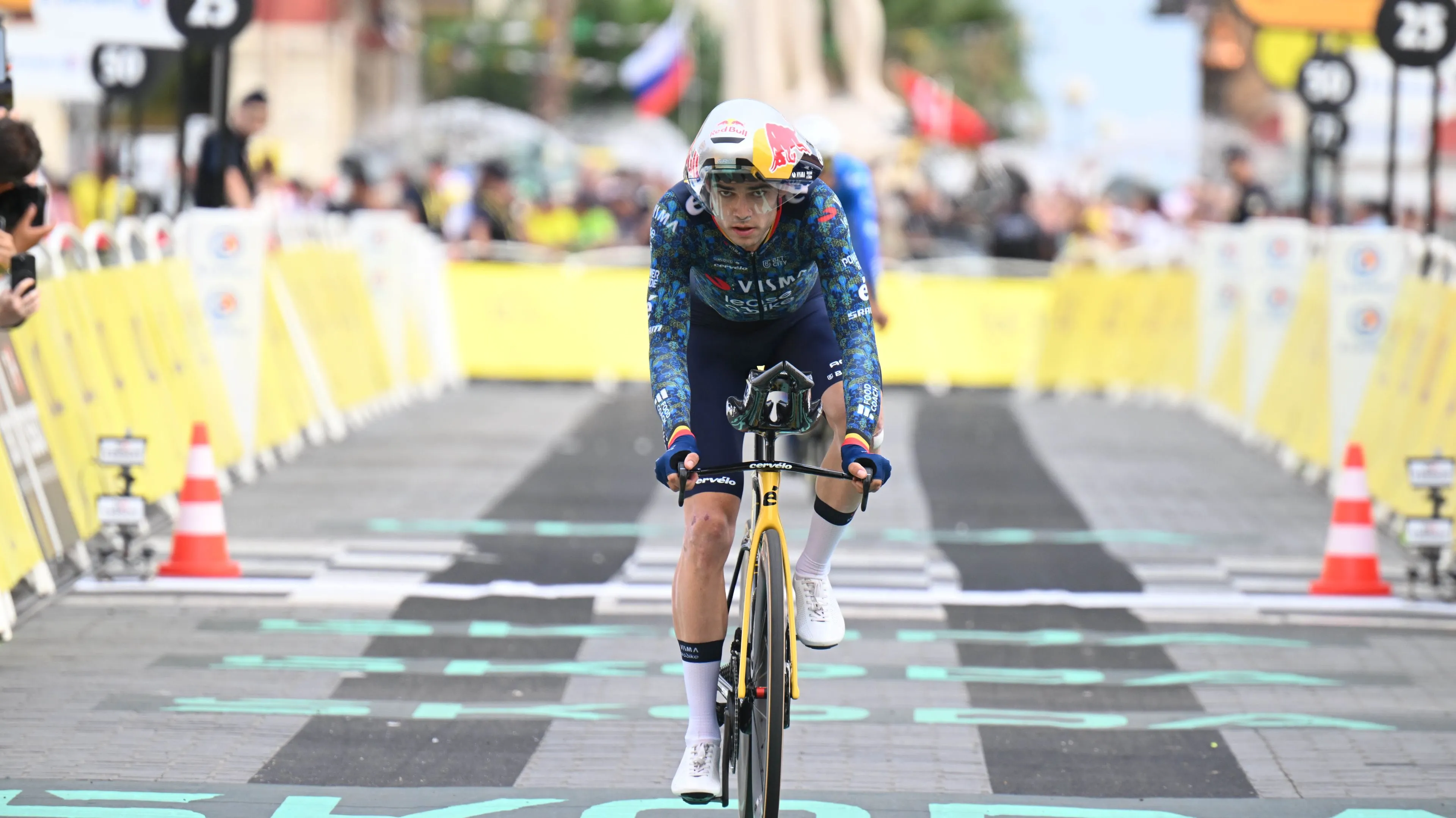 "I definitely needed the Tour to take a step forward" - Wout van Aert confident into Olympic Games; Double disk wheel bike possible for time-trial
