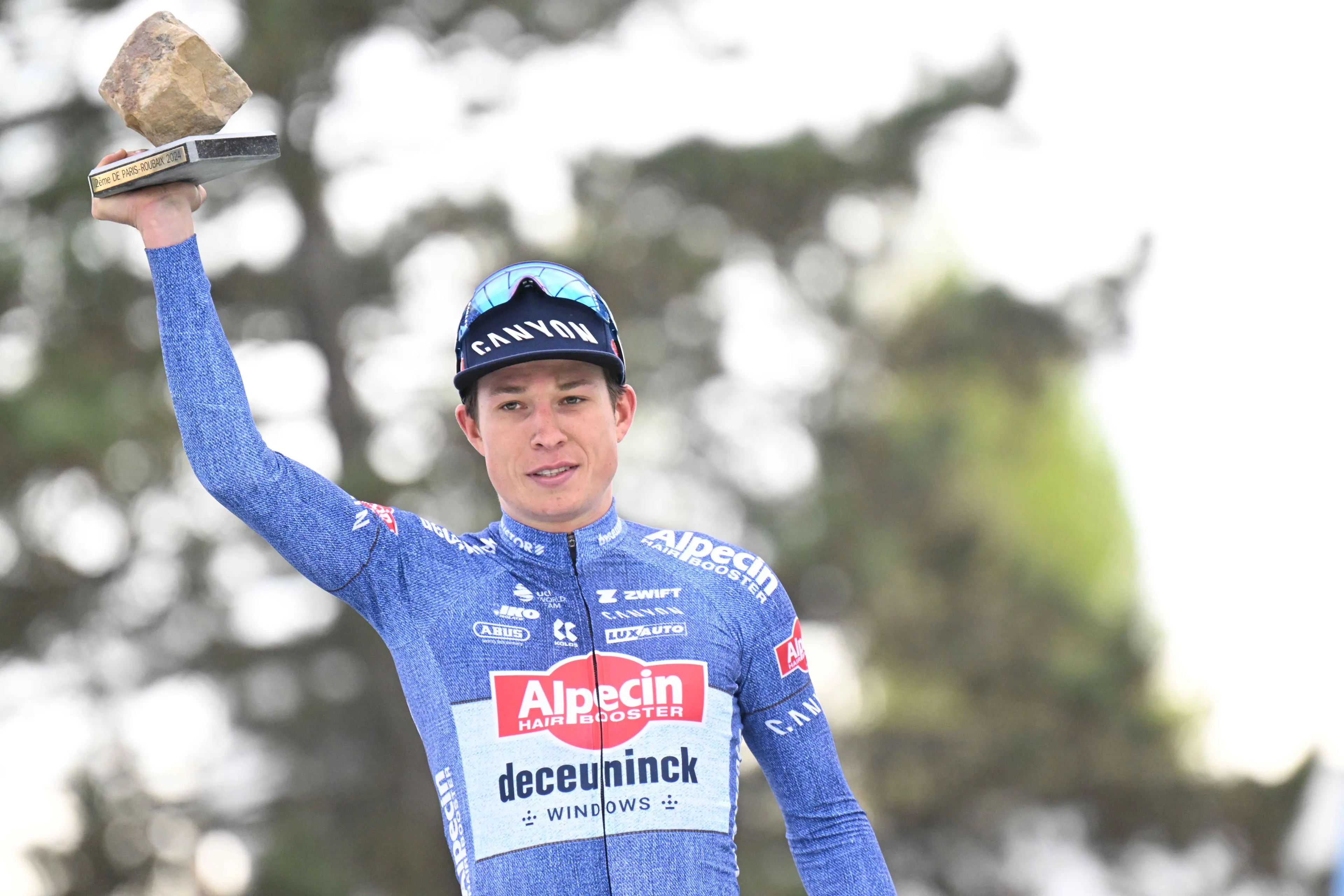 Jasper Philipsen elogia o lançamento de Mathieu van der Poel para a vitória da etapa no Renewi Tour: "Se o Mathieu puder usar a sua força ao máximo é difícil baterem-nos"