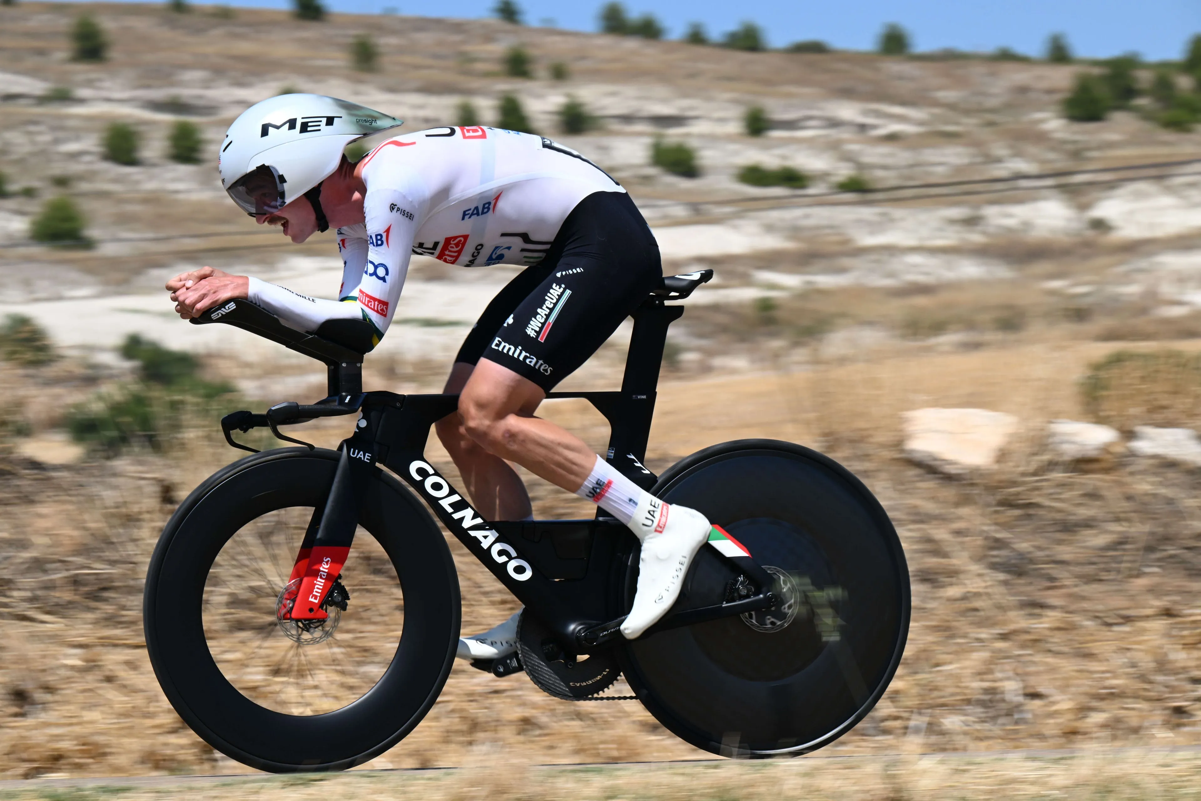 Resurgent Jay Vine returns to winning ways with stunning time-trial on stage 4 of the 2024 Vuelta a Burgos