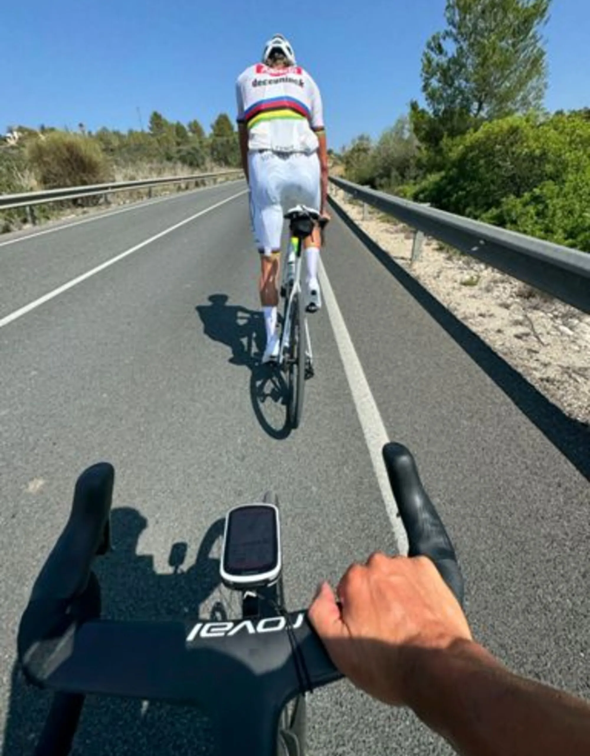 Mathieu van der Poel e Remco Evenepoel treinam juntos em altitude para se prepararem para os objectivos do final da época