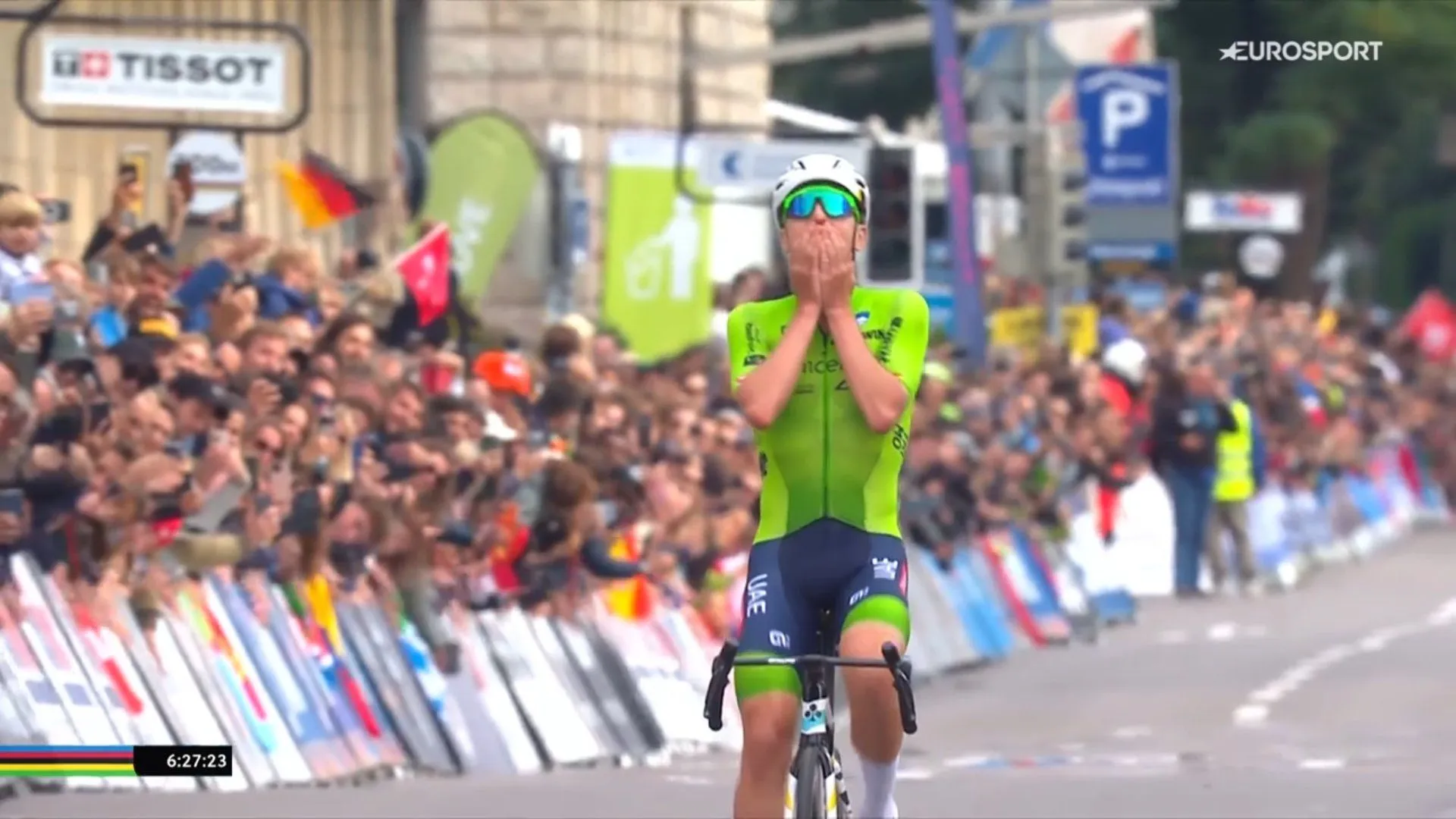 VIDEO: Watch the moment an emotional Tadej Pogacar realises his dream and becomes world champion!