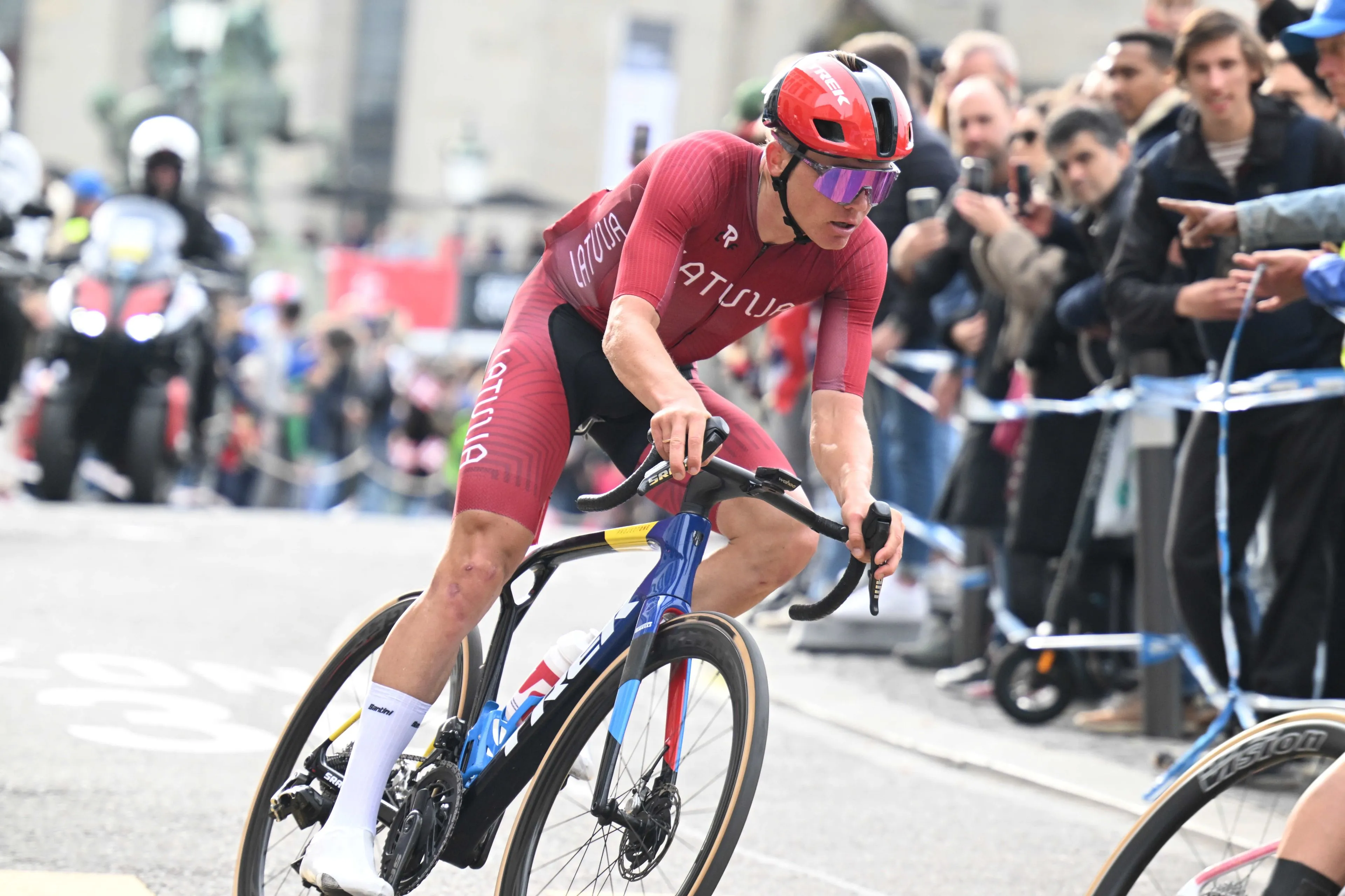Toms Skujins deu muito que pensar a Tadej Pogacar com o seu forte desempenho no Campeonato do Mundo: "Não me arrependo de nada"