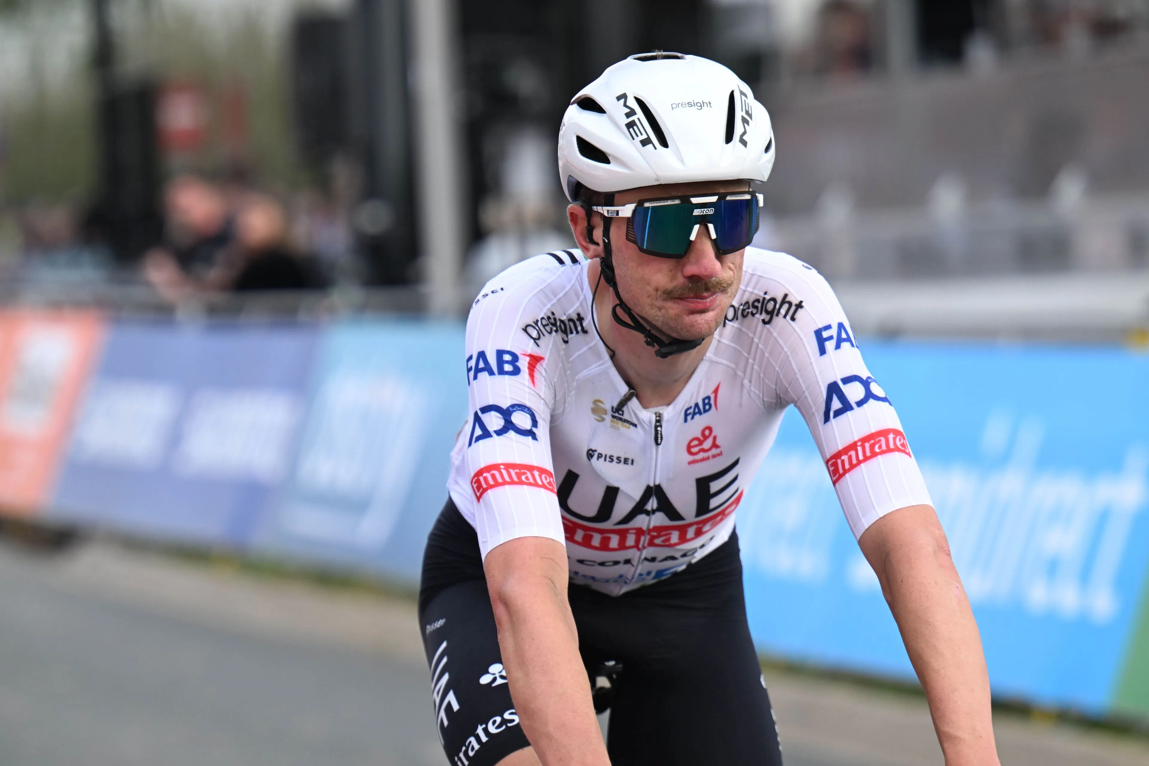 A UAE Team Emirates faz 1-2 e vence a etapa rainha da Cro Race por Brandon McNulty