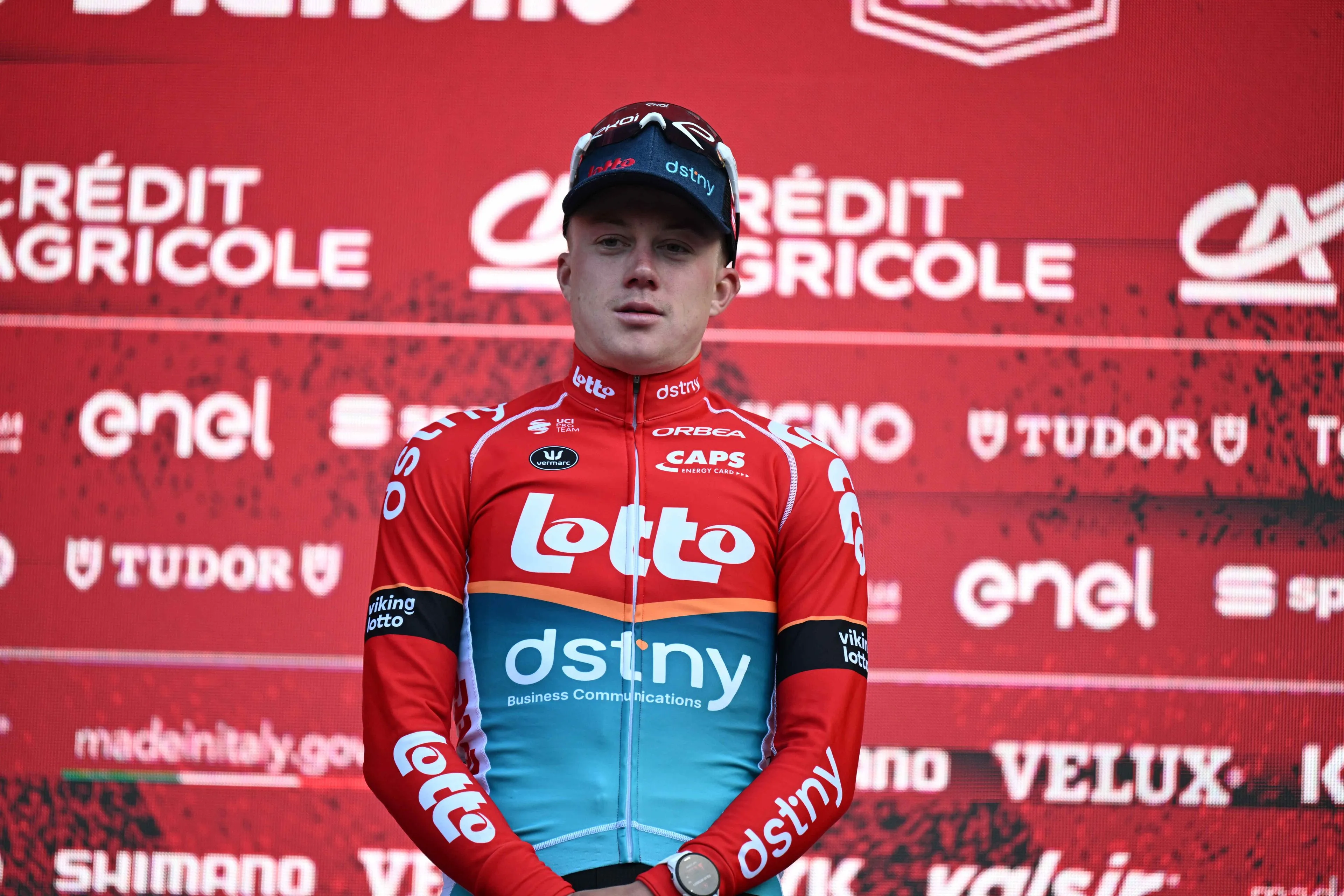 O agente de Pogacar pode ter levado à ruptura do contrato de Maxim van Gils: "O Alex Carrera enlouqueceu-o", defende Laurens Ten Dam