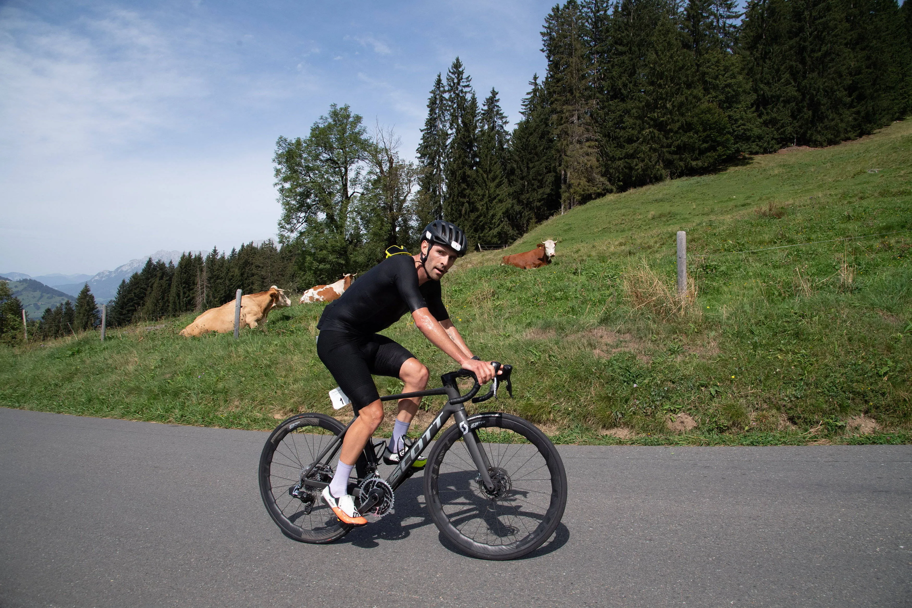 O caçador de KOM´s do Strava, Jack Burke está em negociações com 4 equipas: "Acho que tenho 30% de hipóteses de estar a correr no World Tour em 2025"